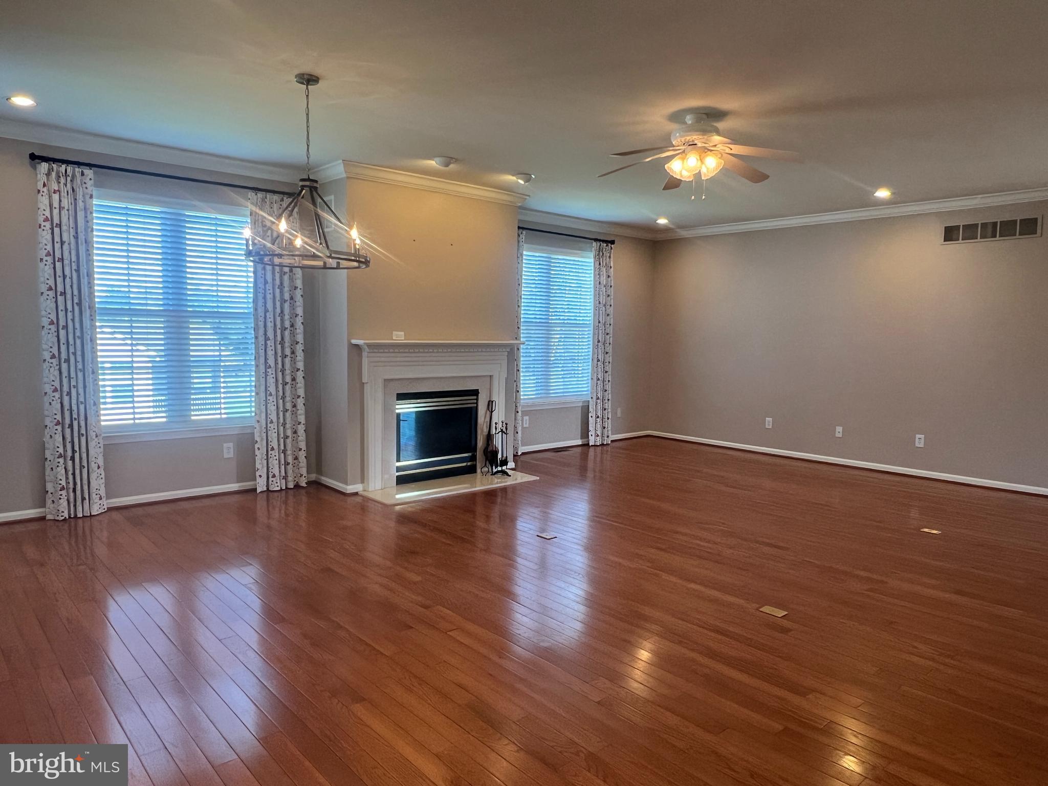 FOX HILL FARM - Residential