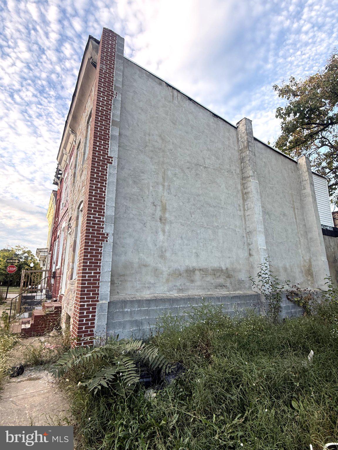 335 N BRUCE STREET