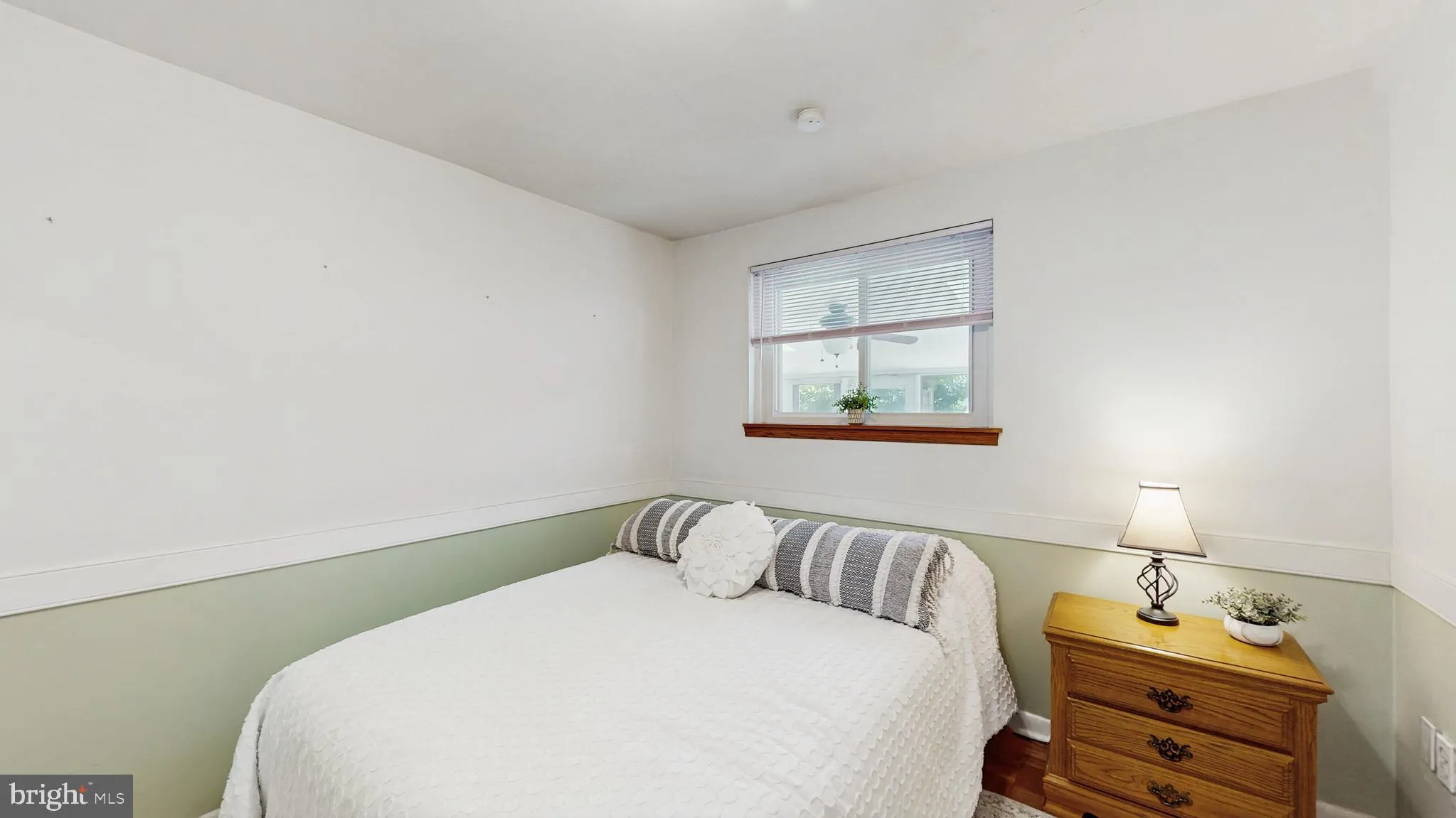 Aston, Pennsylvania 19014, United States, 3 Bedrooms Bedrooms, ,3 BathroomsBathrooms,Residential,Pending,184283