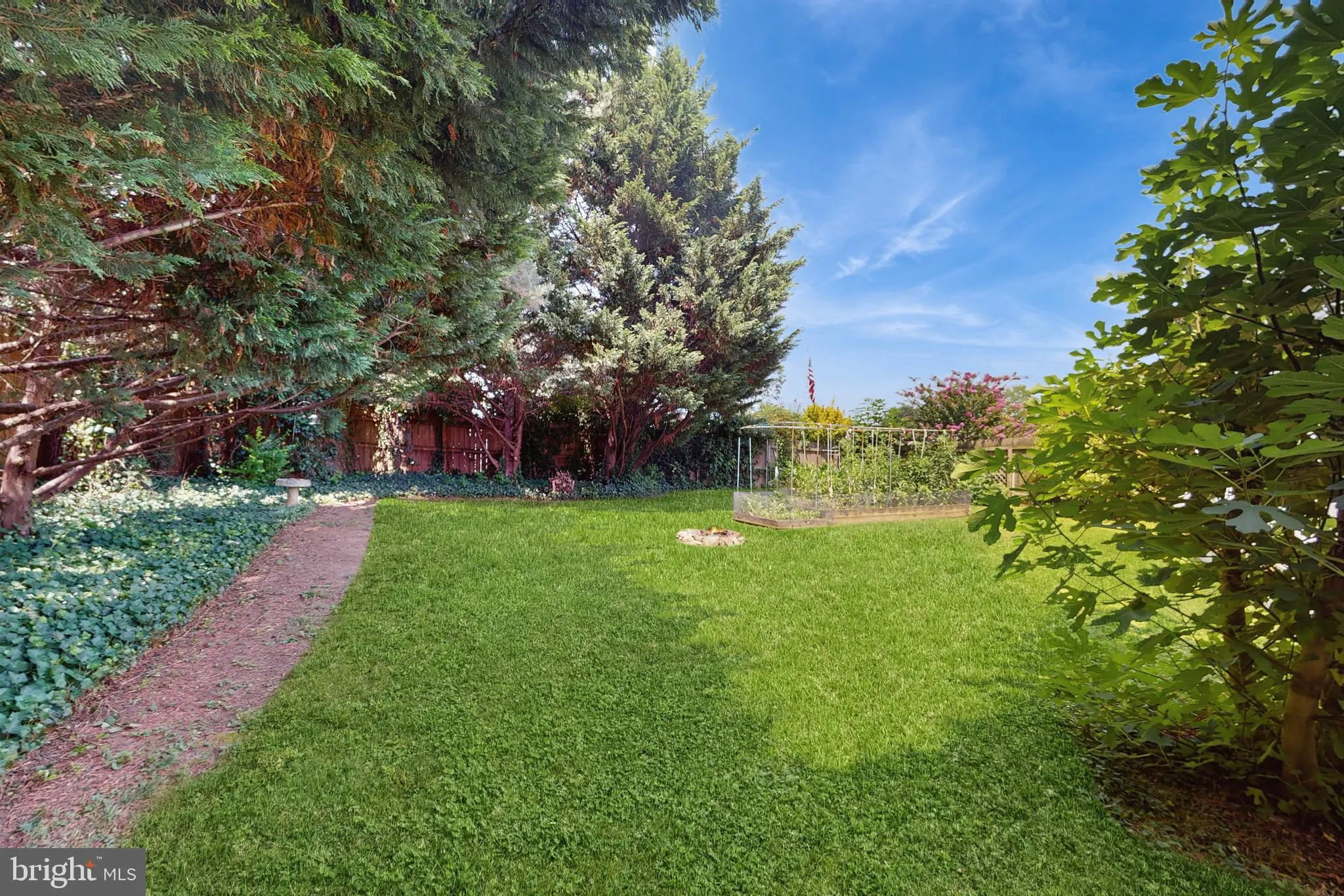 Aston, Pennsylvania 19014, United States, 3 Bedrooms Bedrooms, ,3 BathroomsBathrooms,Residential,Pending,184283