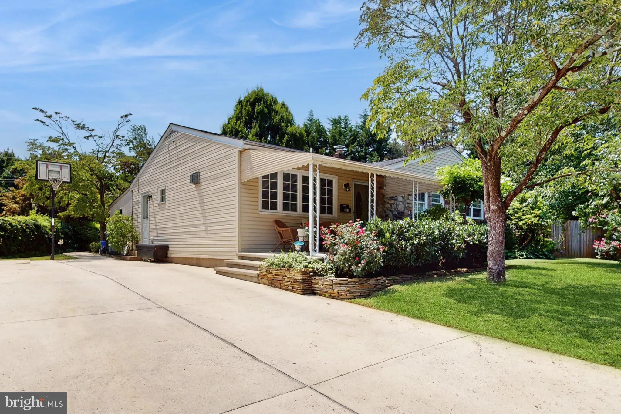 Aston, Pennsylvania 19014, United States, 3 Bedrooms Bedrooms, ,3 BathroomsBathrooms,Residential,Pending,184283