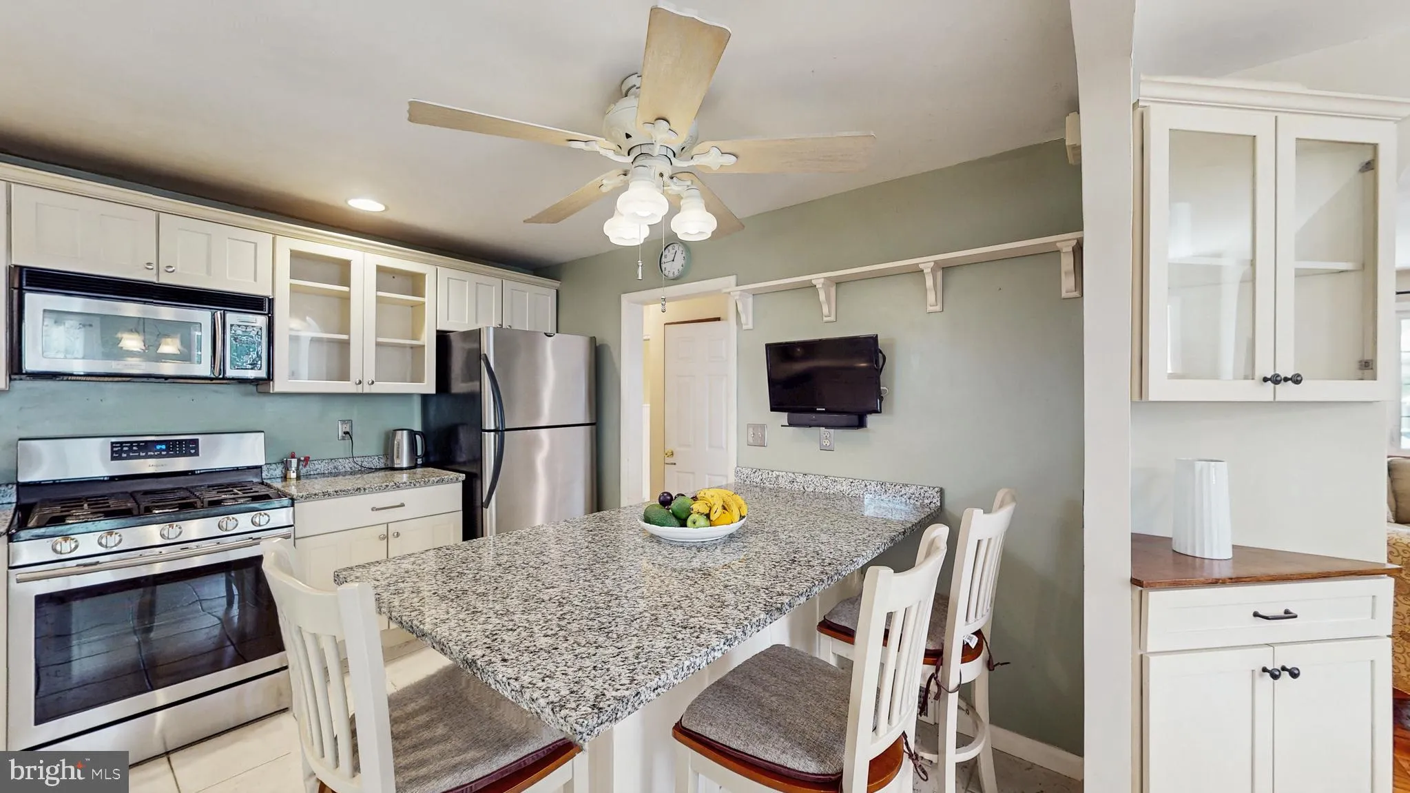 Aston, Pennsylvania 19014, United States, 3 Bedrooms Bedrooms, ,3 BathroomsBathrooms,Residential,Pending,184283