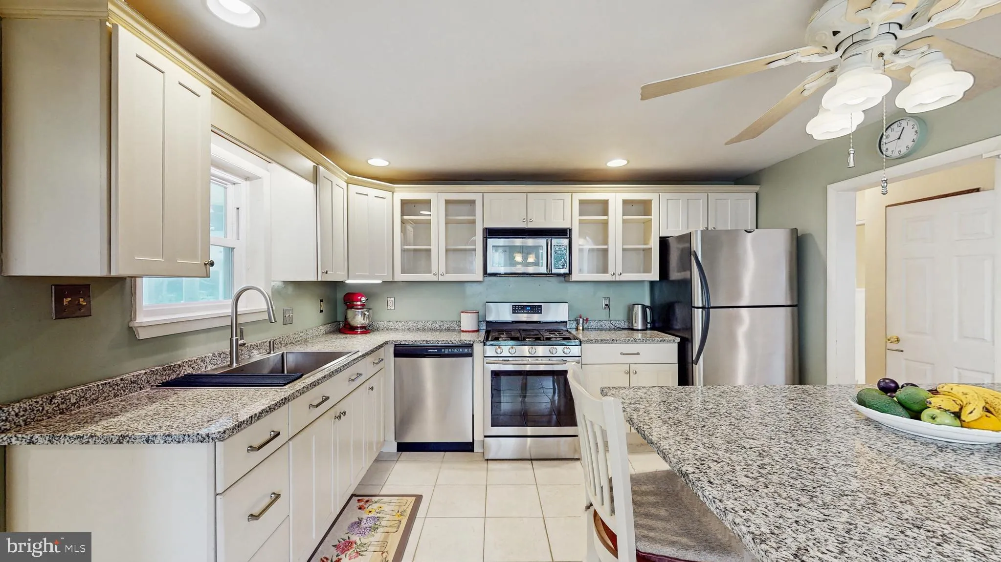 Aston, Pennsylvania 19014, United States, 3 Bedrooms Bedrooms, ,3 BathroomsBathrooms,Residential,Pending,184283