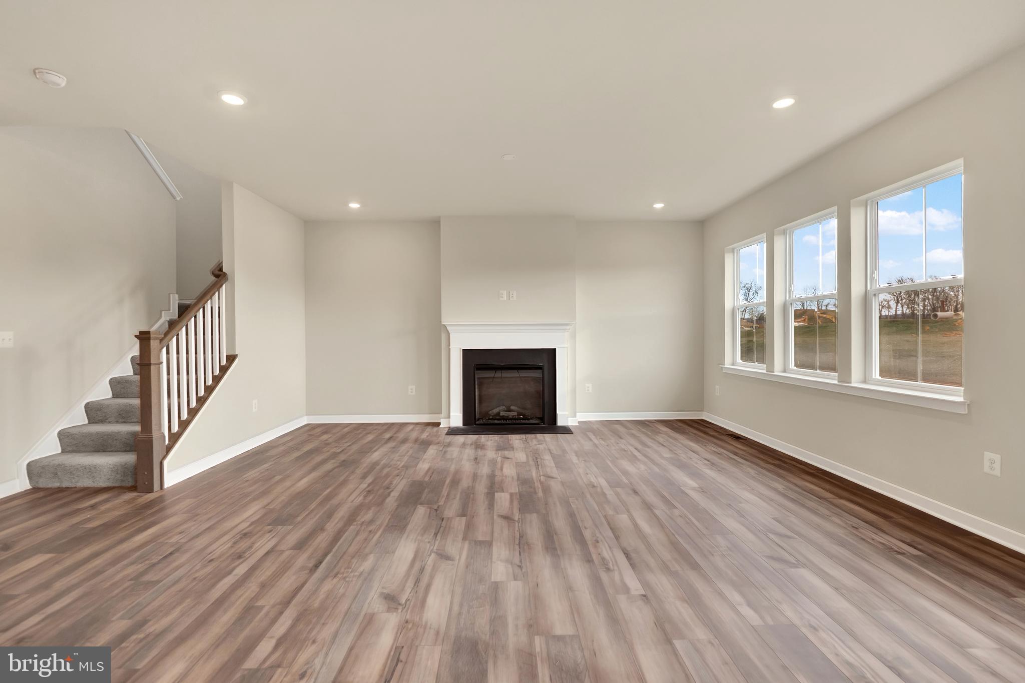 SHENANDOAH SPRINGS - Residential