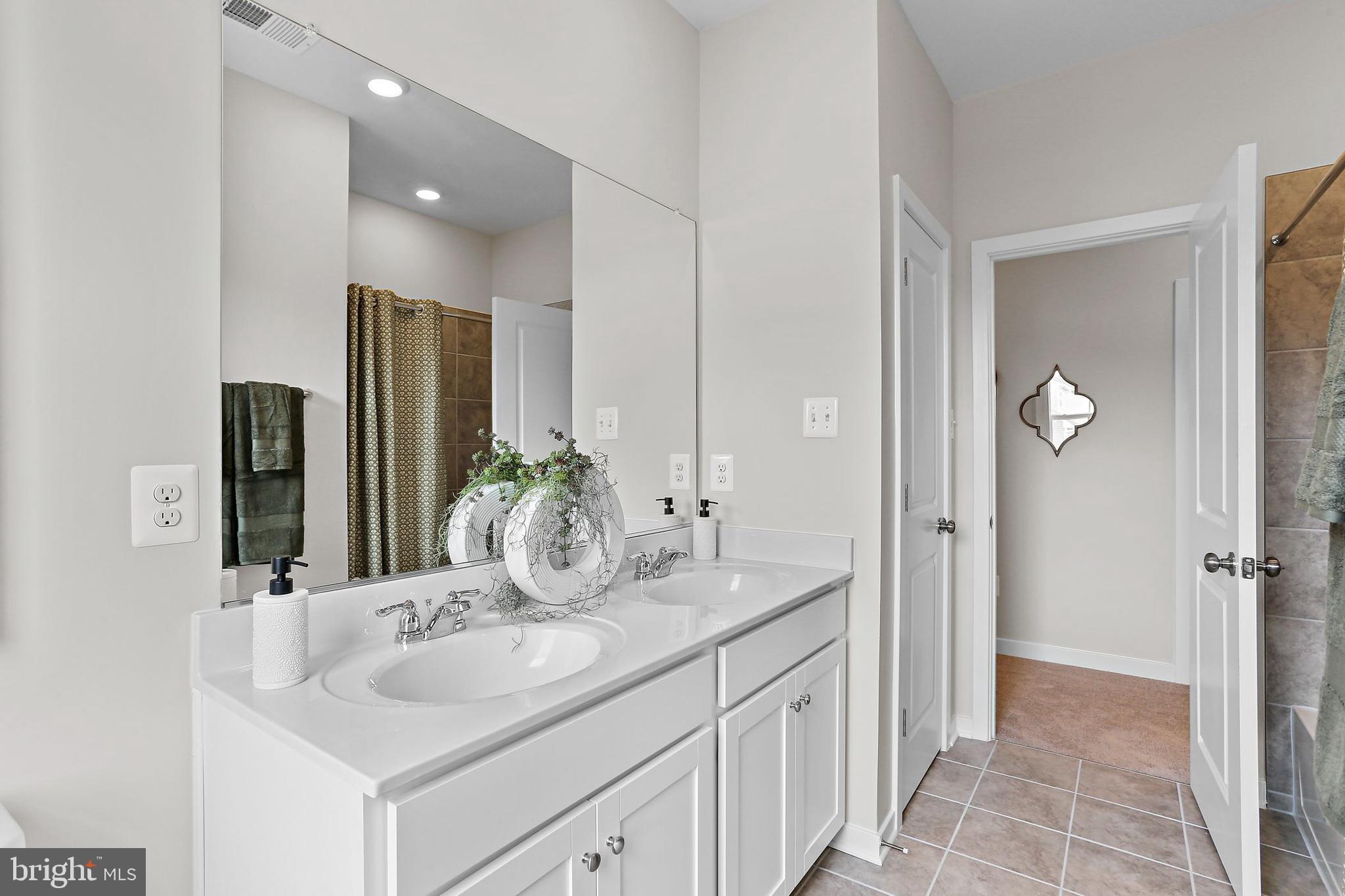 SHENANDOAH SPRINGS - Residential