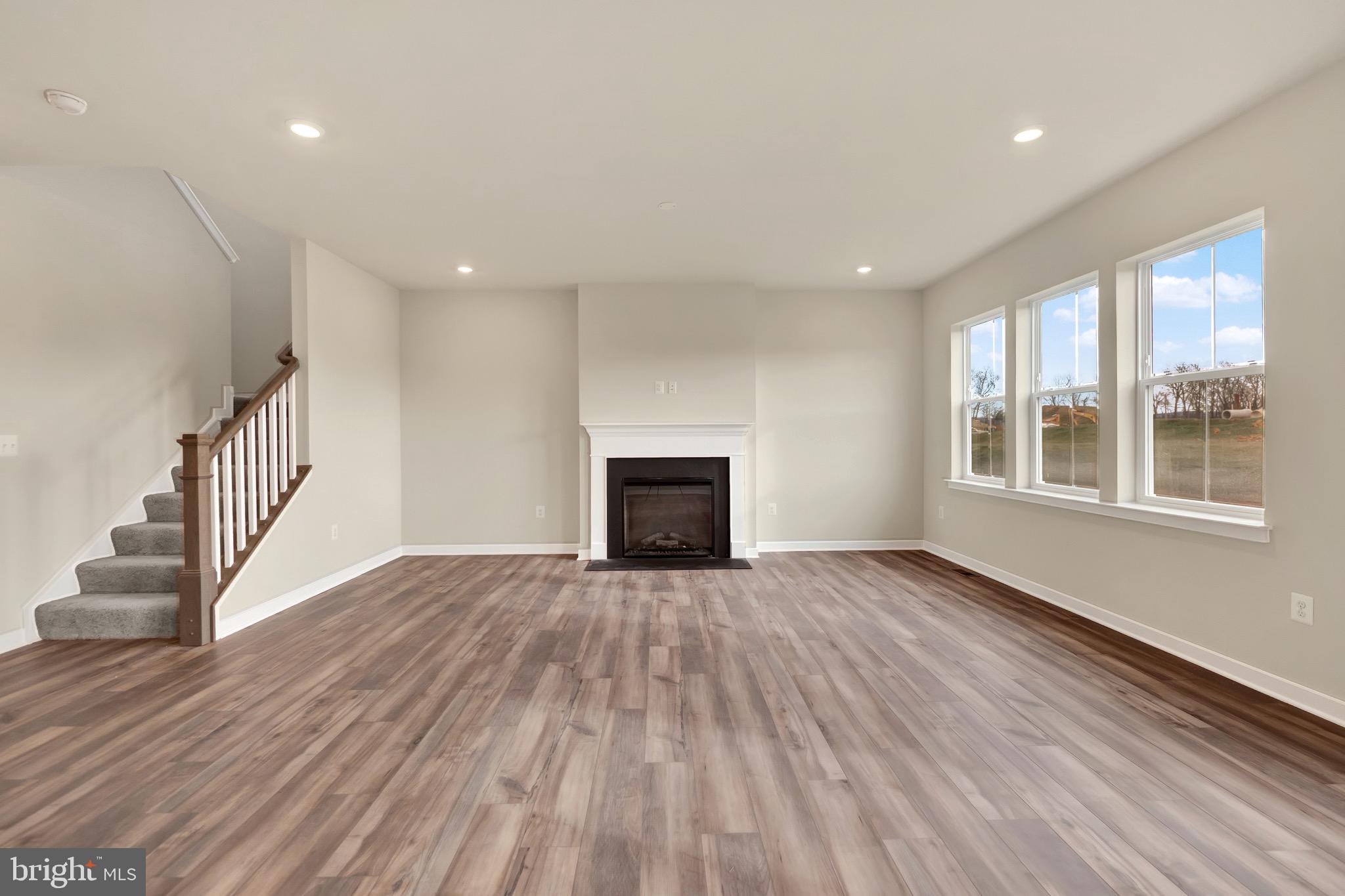 SHENANDOAH SPRINGS - Residential