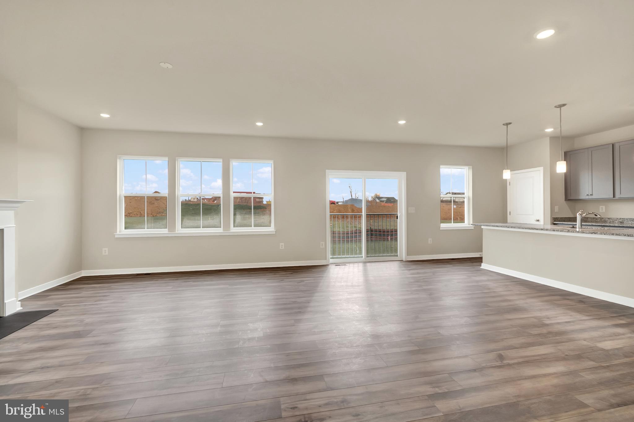 SHENANDOAH SPRINGS - Residential