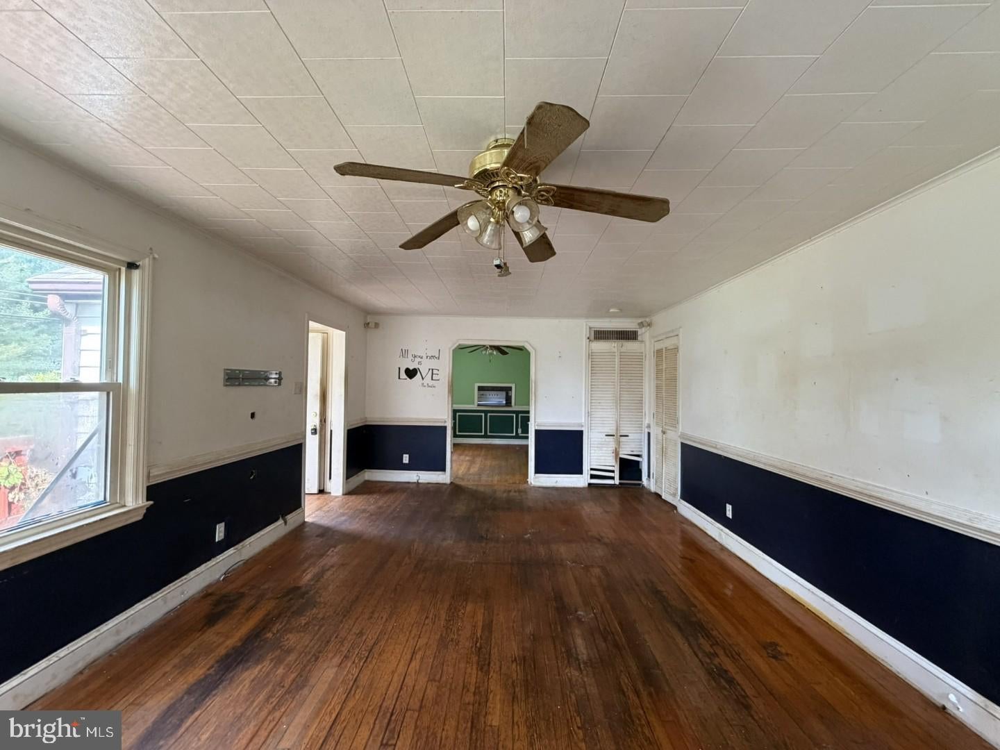 108 PARADISE AVENUE