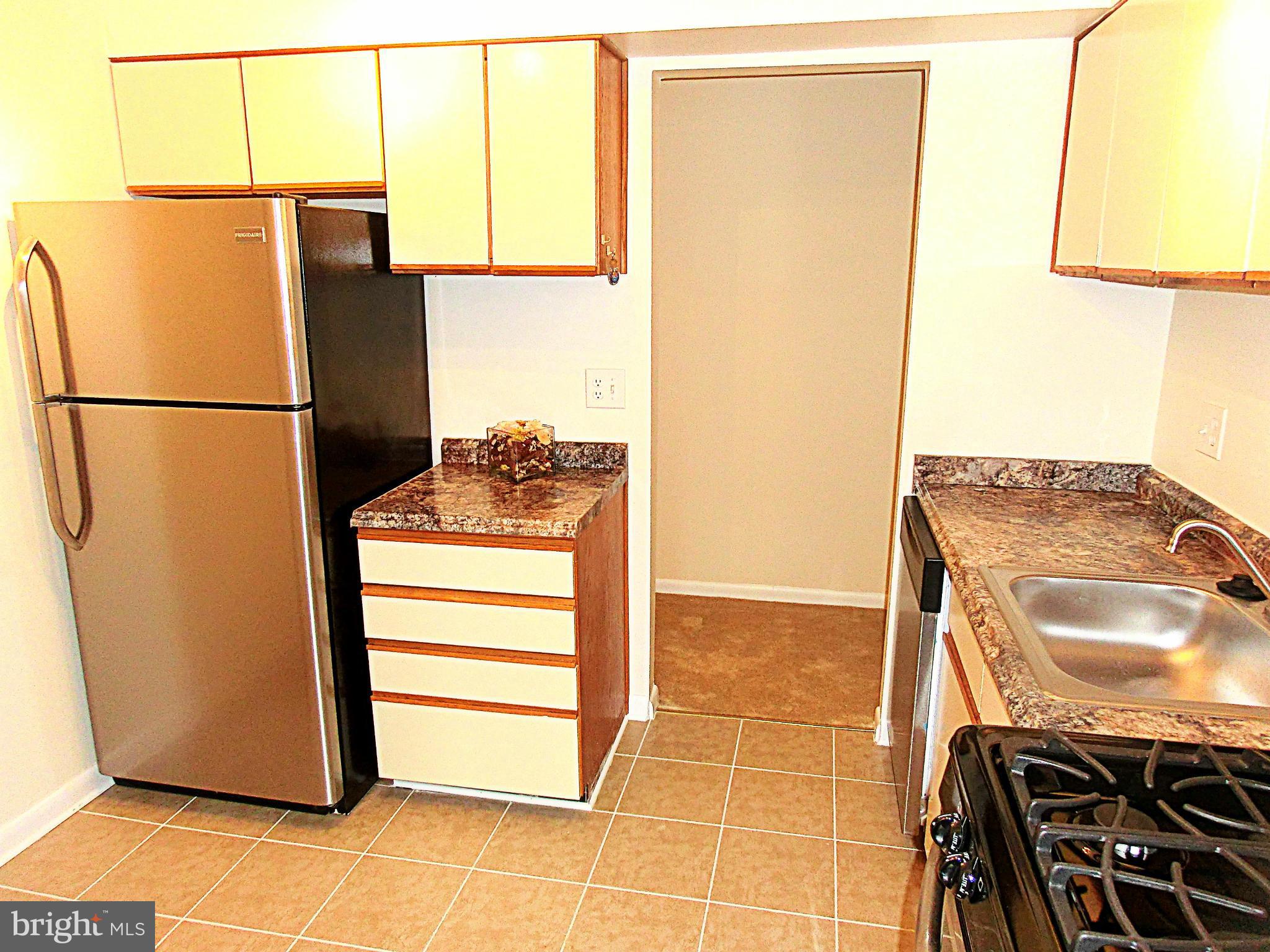 VILLAGE OF LONG REACH - Residential