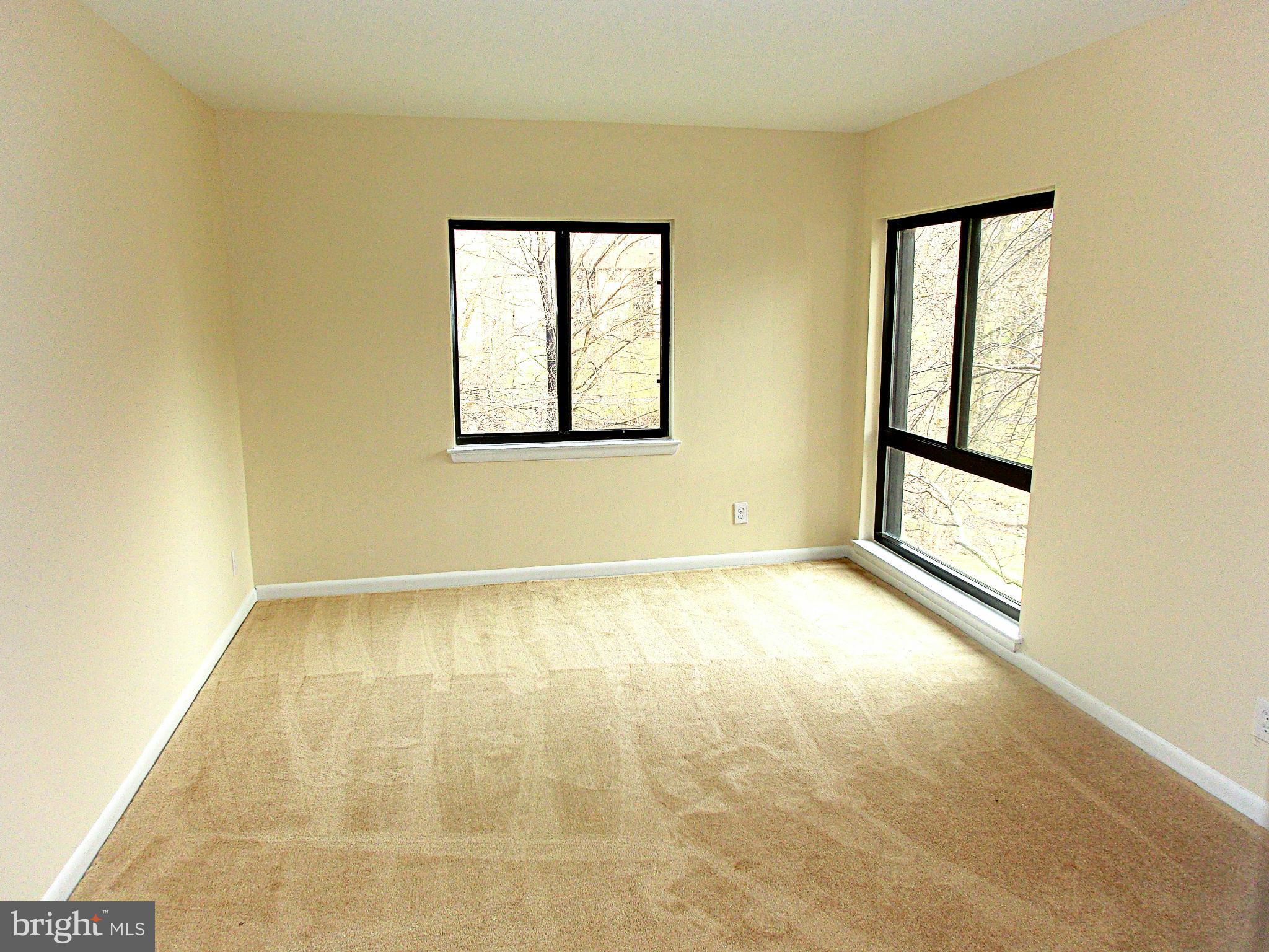 VILLAGE OF LONG REACH - Residential