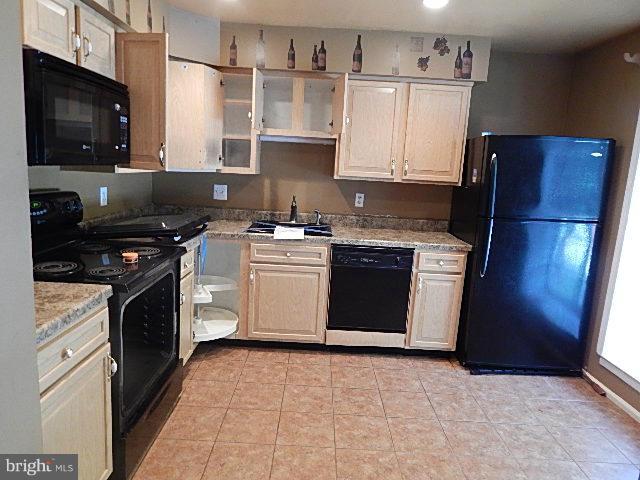 SUMMER HILL ESTATES - Residential