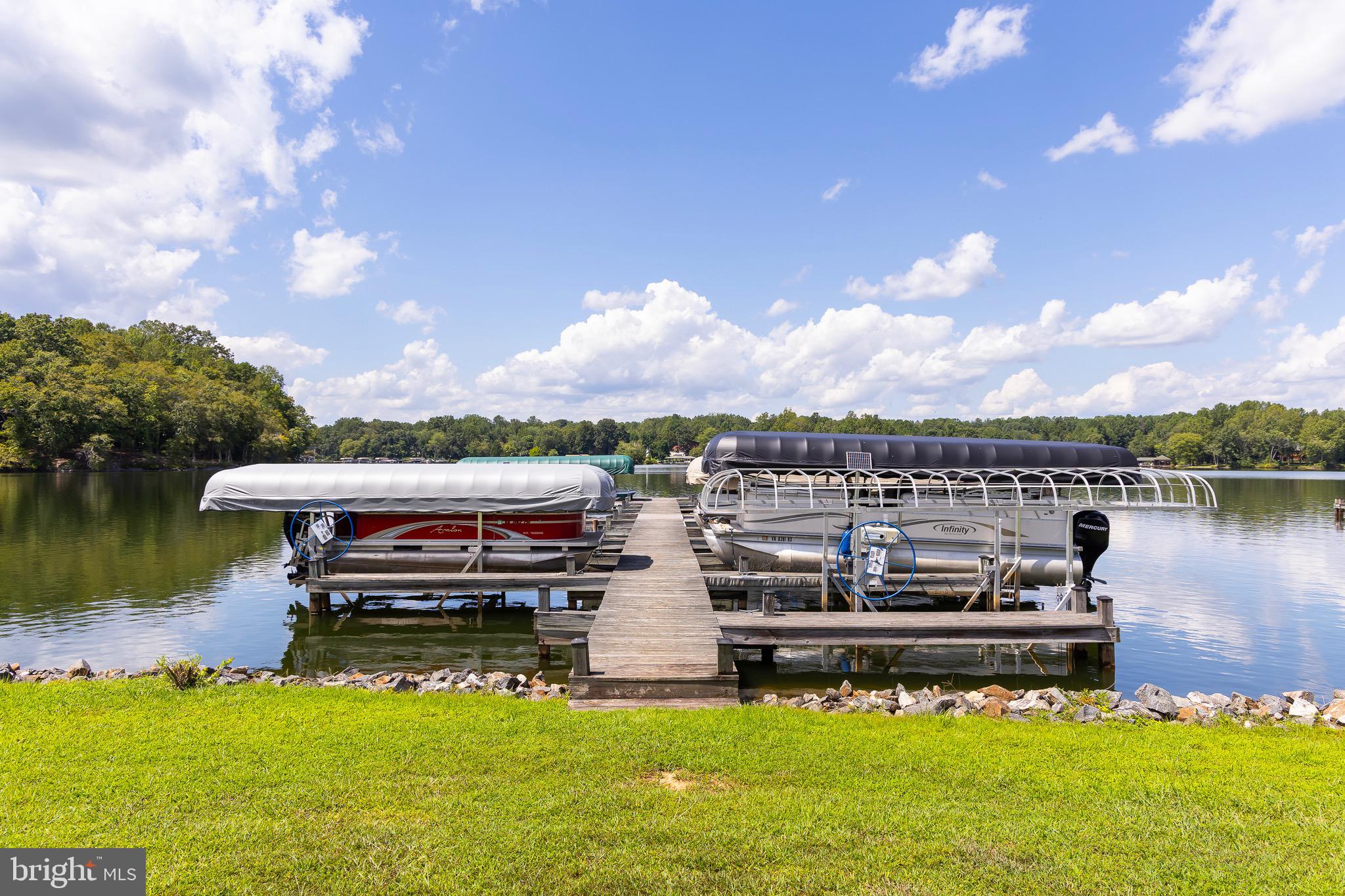 CUCKOOS NEST - Residential