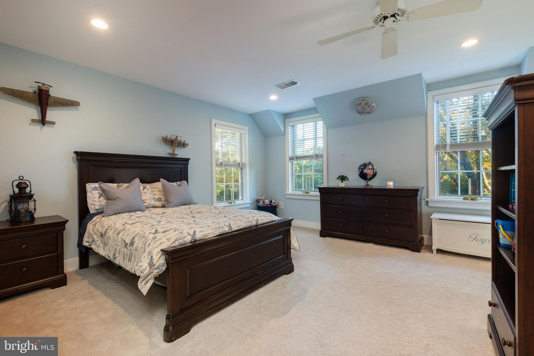 MEADOWVIEW FARMS - Residential