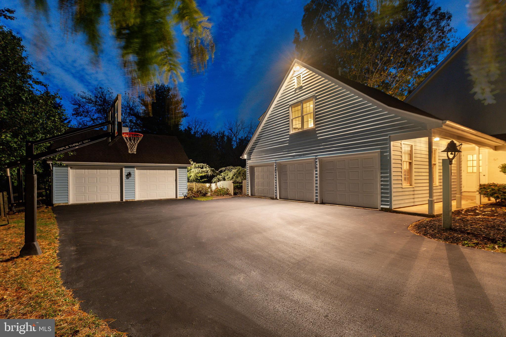 MEADOWVIEW FARMS - Residential