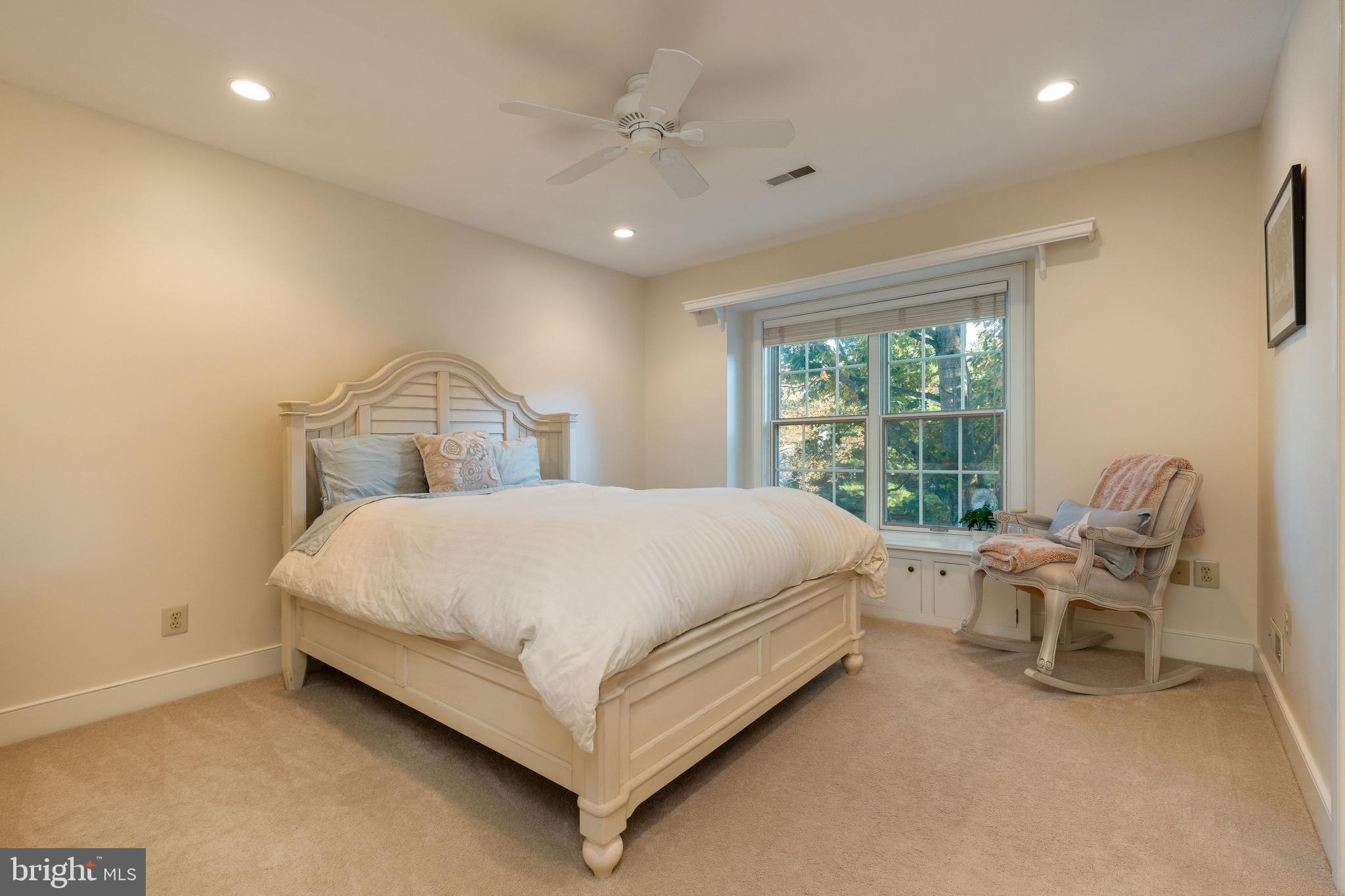 MEADOWVIEW FARMS - Residential