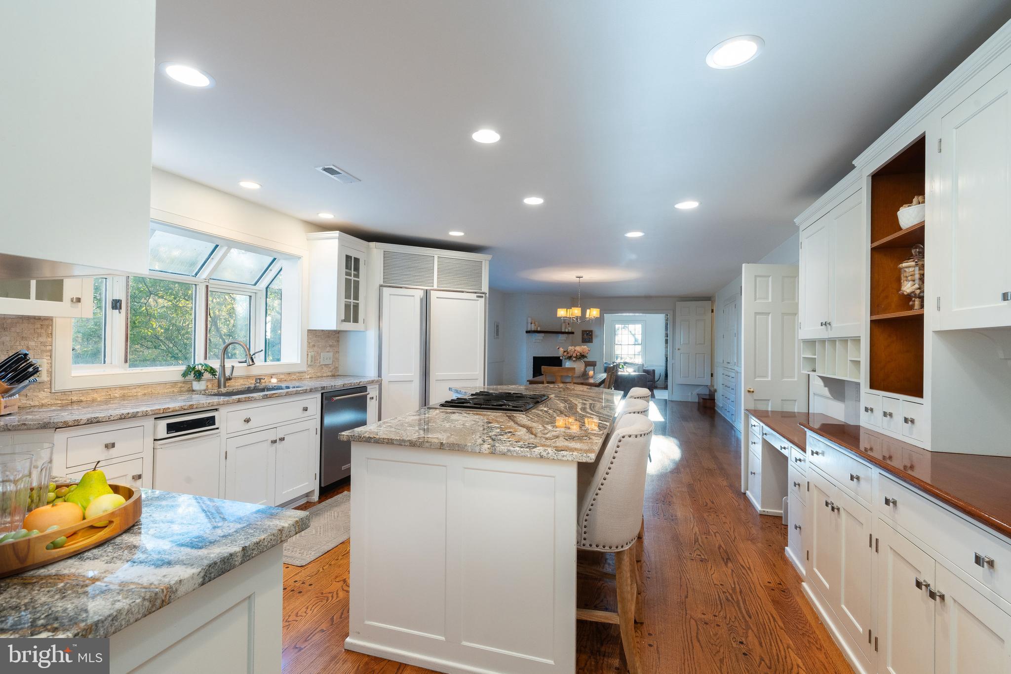 MEADOWVIEW FARMS - Residential