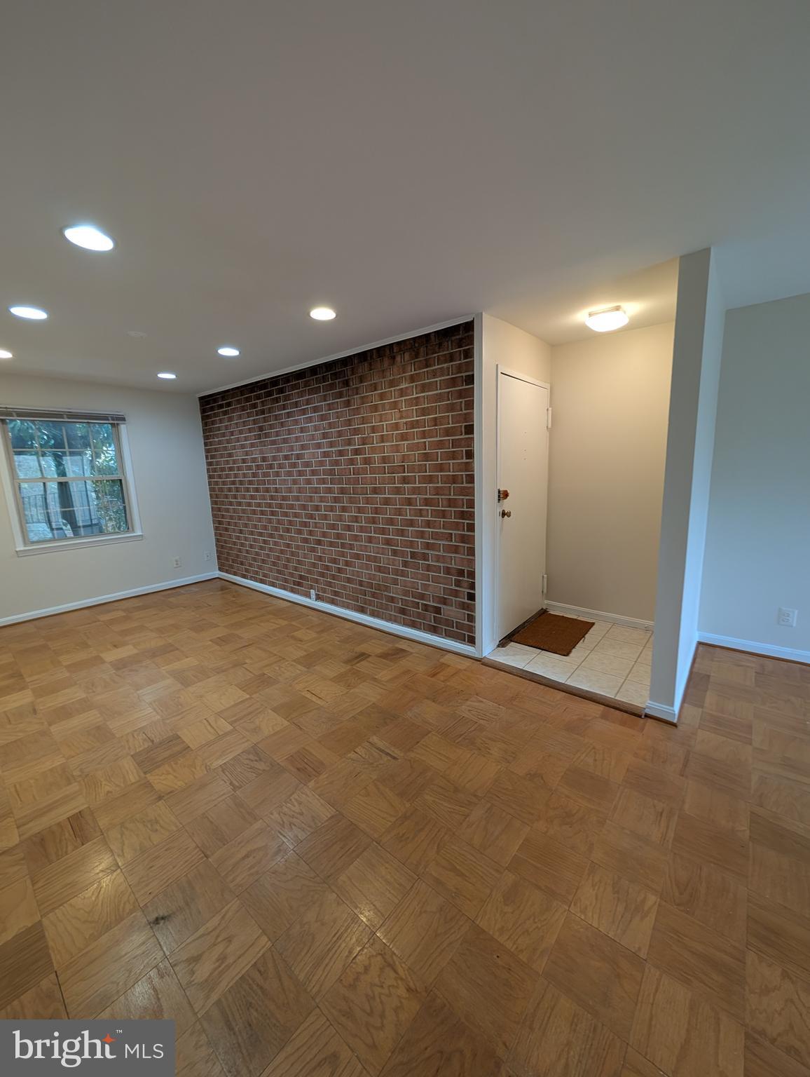 WESTCHESTER PARK - Residential Lease