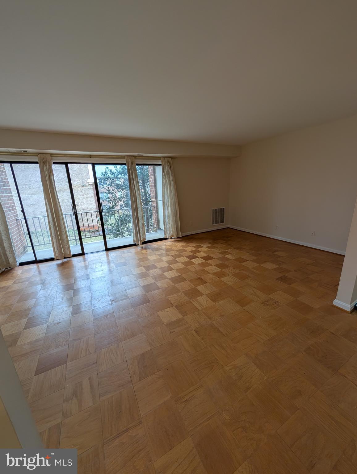 WESTCHESTER PARK - Residential Lease