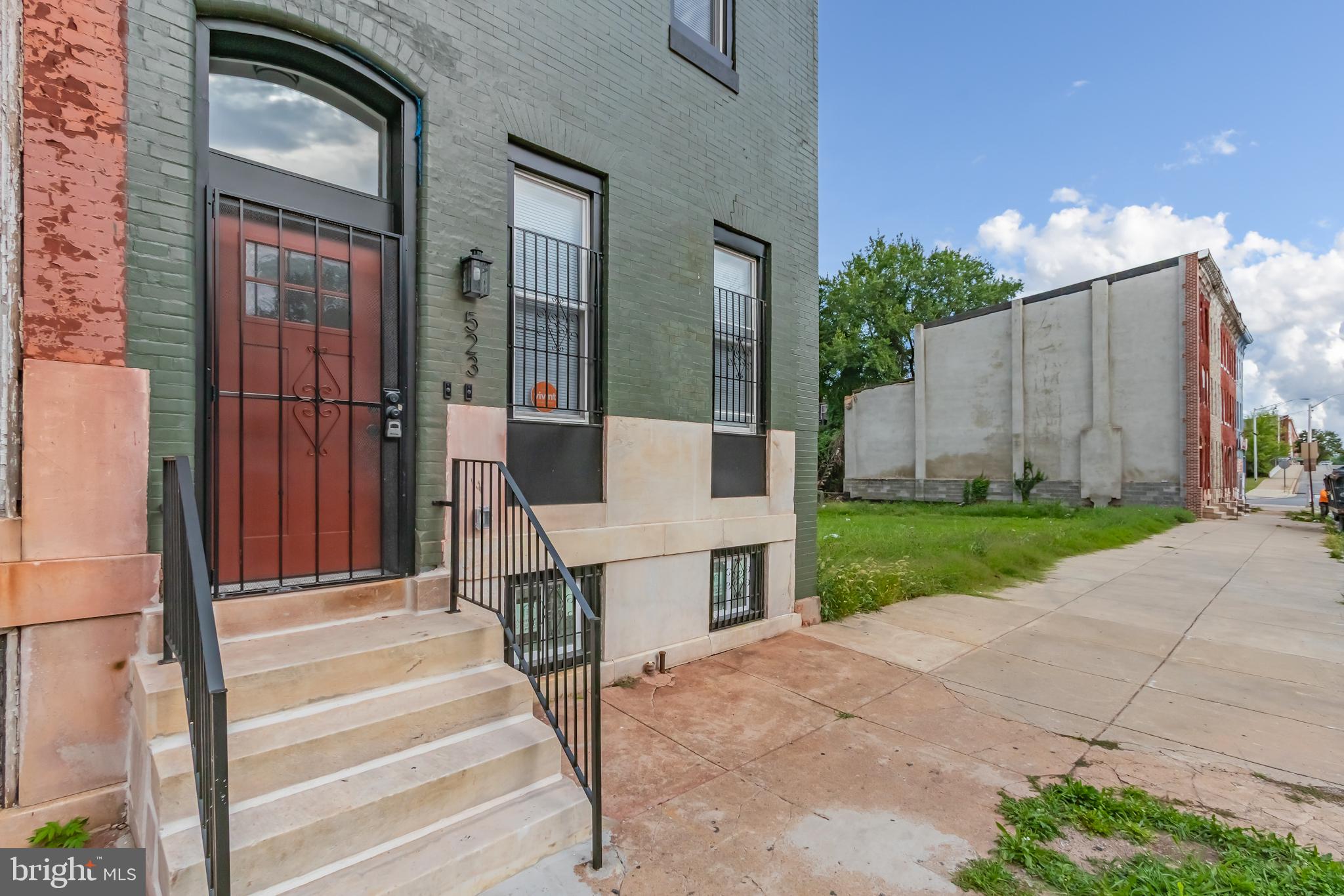523 N CALHOUN STREET