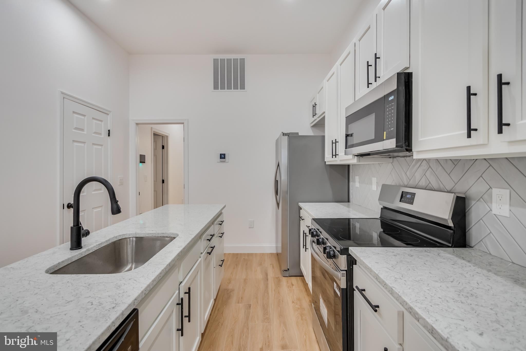 523 N CALHOUN STREET
