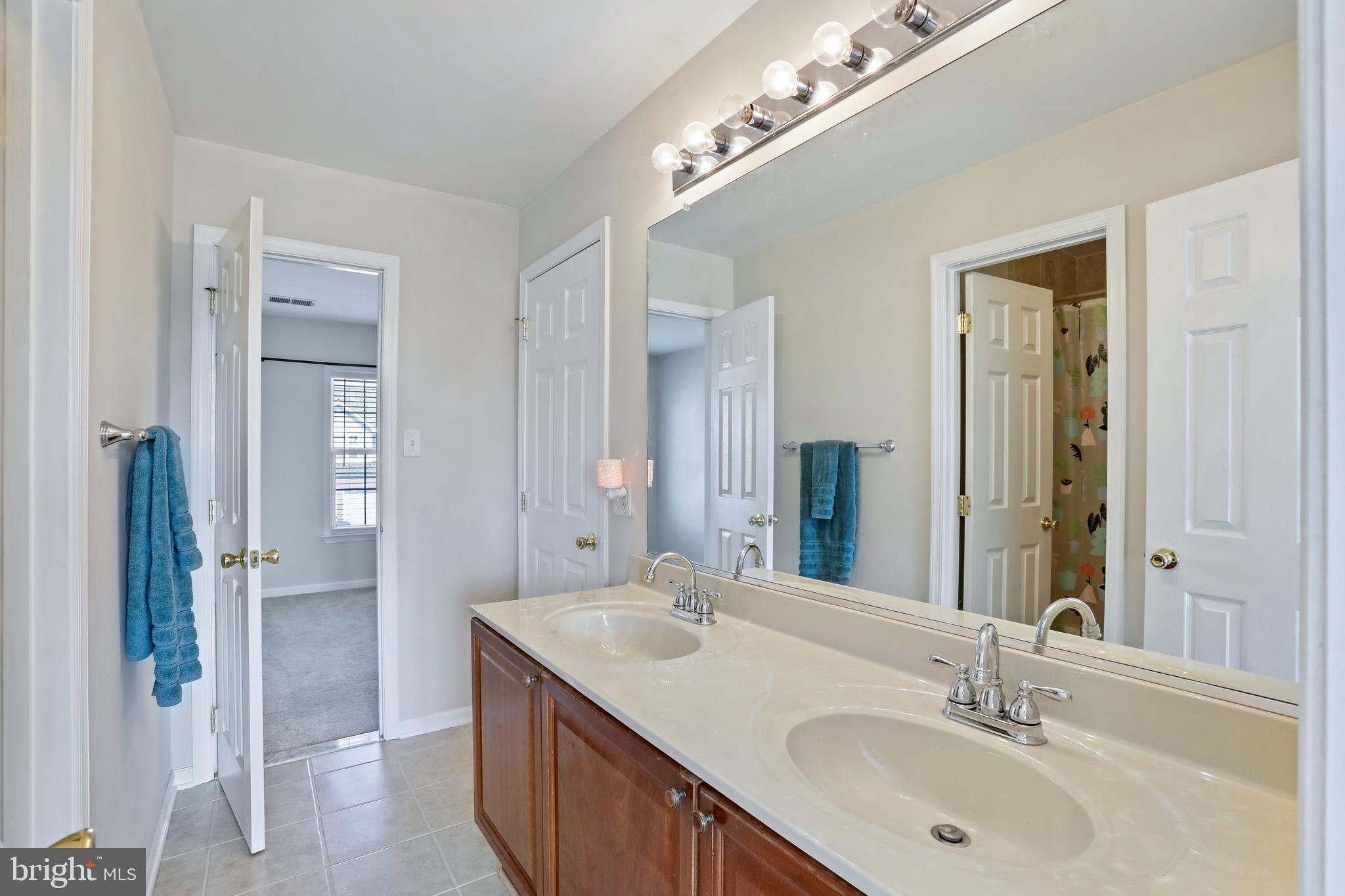 MCCAULEY CROSSING - Residential