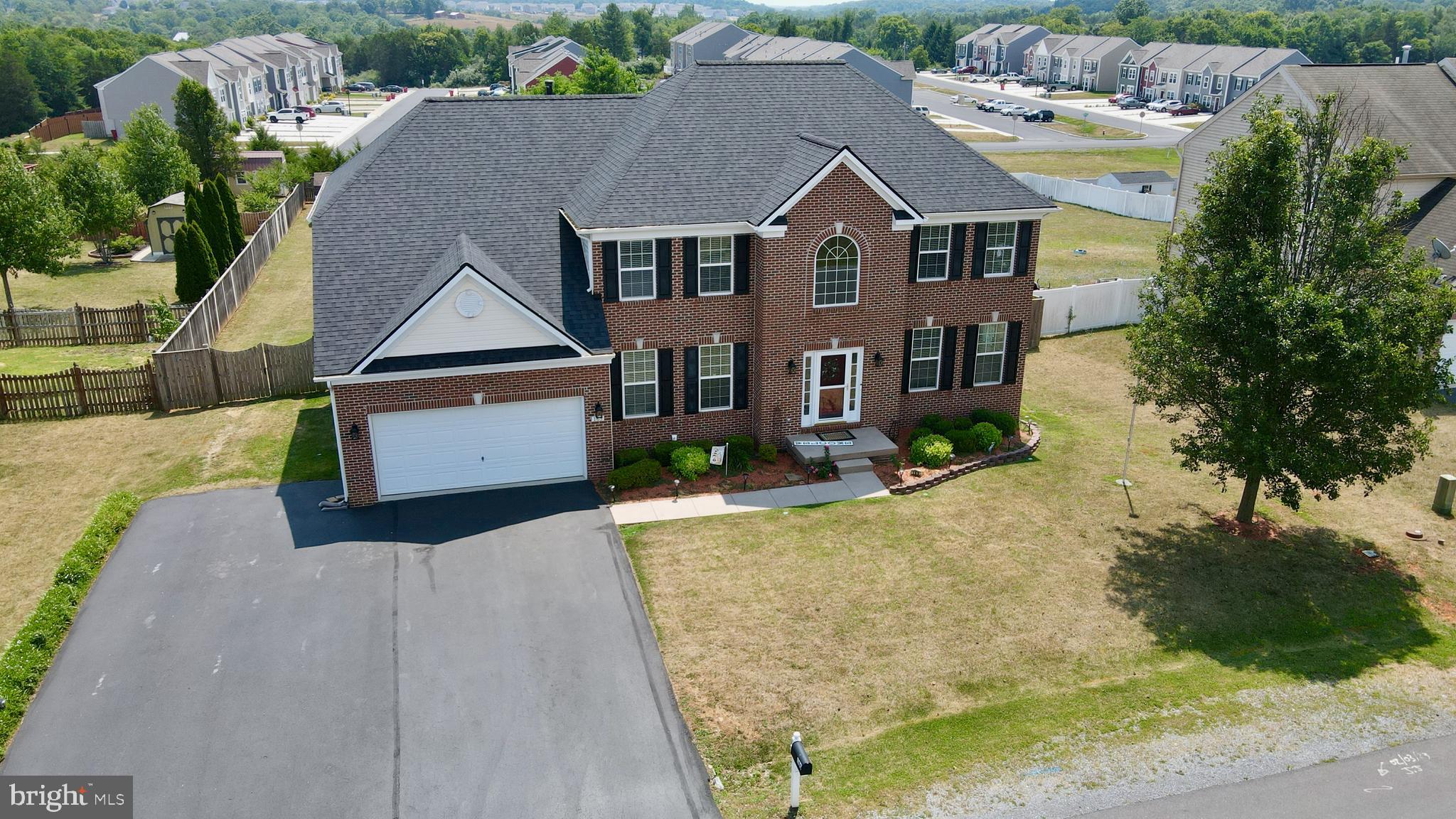 MCCAULEY CROSSING - Residential