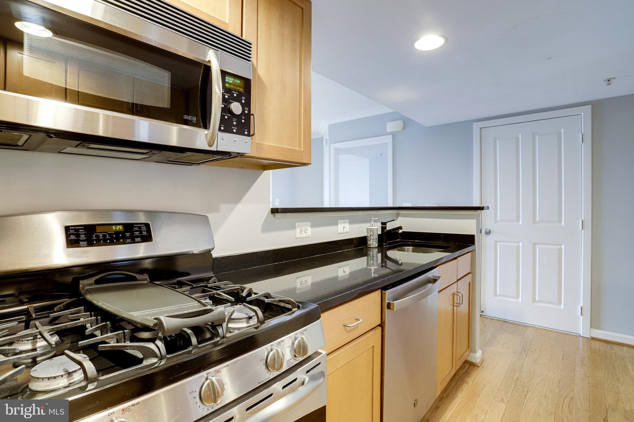 2220 FAIRFAX DRIVE 601