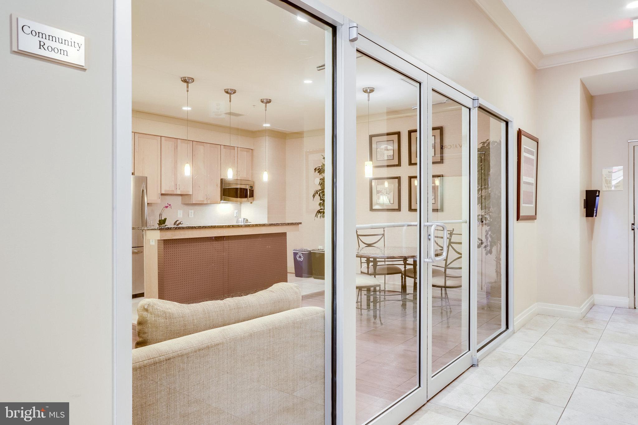 COURTHOUSE - Residential Lease