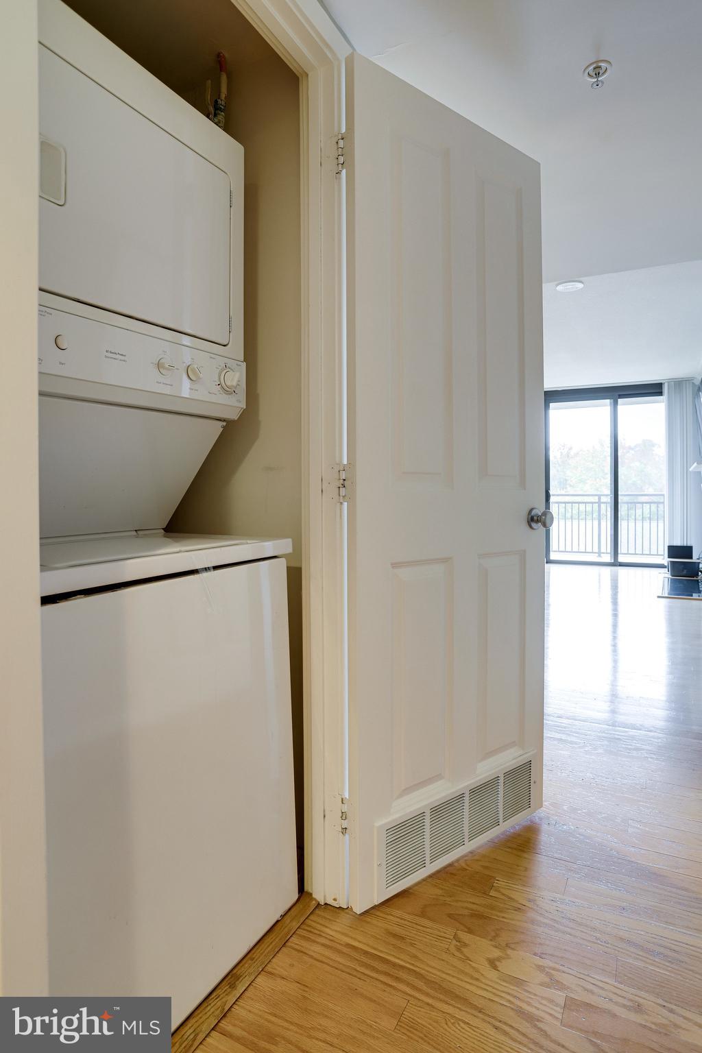 COURTHOUSE - Residential Lease