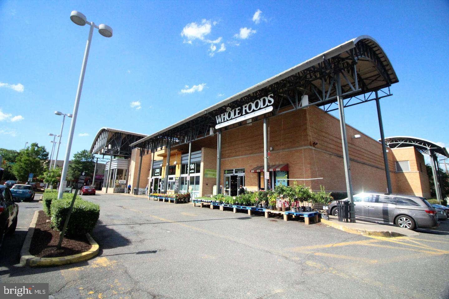 COURTHOUSE - Residential Lease