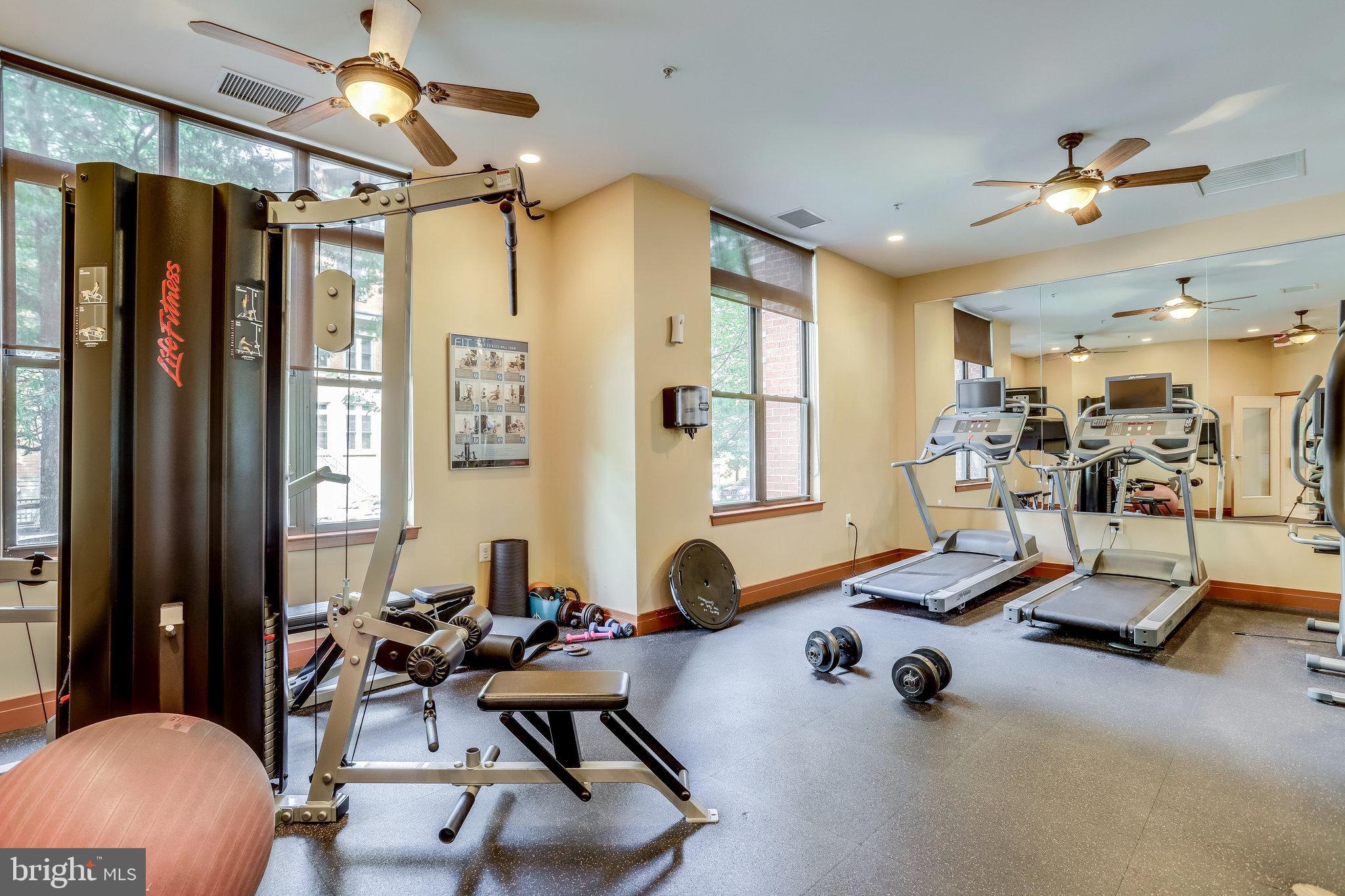 COURTHOUSE - Residential Lease