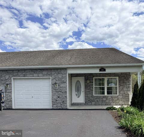 Townhouse For Sale - 227 Patio Court<br/> Perry County, NEW BLOOMFIELD, PA 17068
