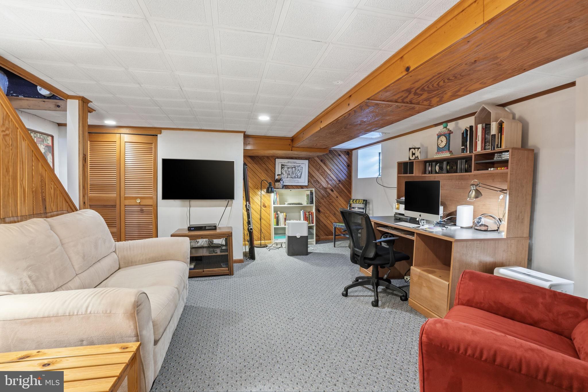 CHELTEN HILLS - Residential