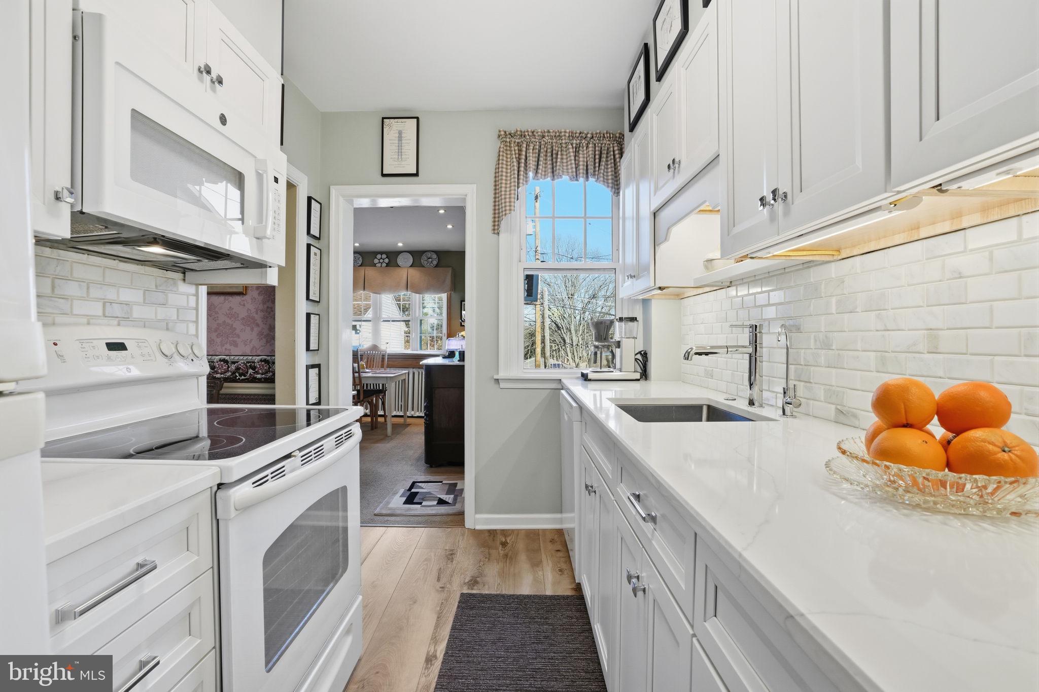 CHELTEN HILLS - Residential