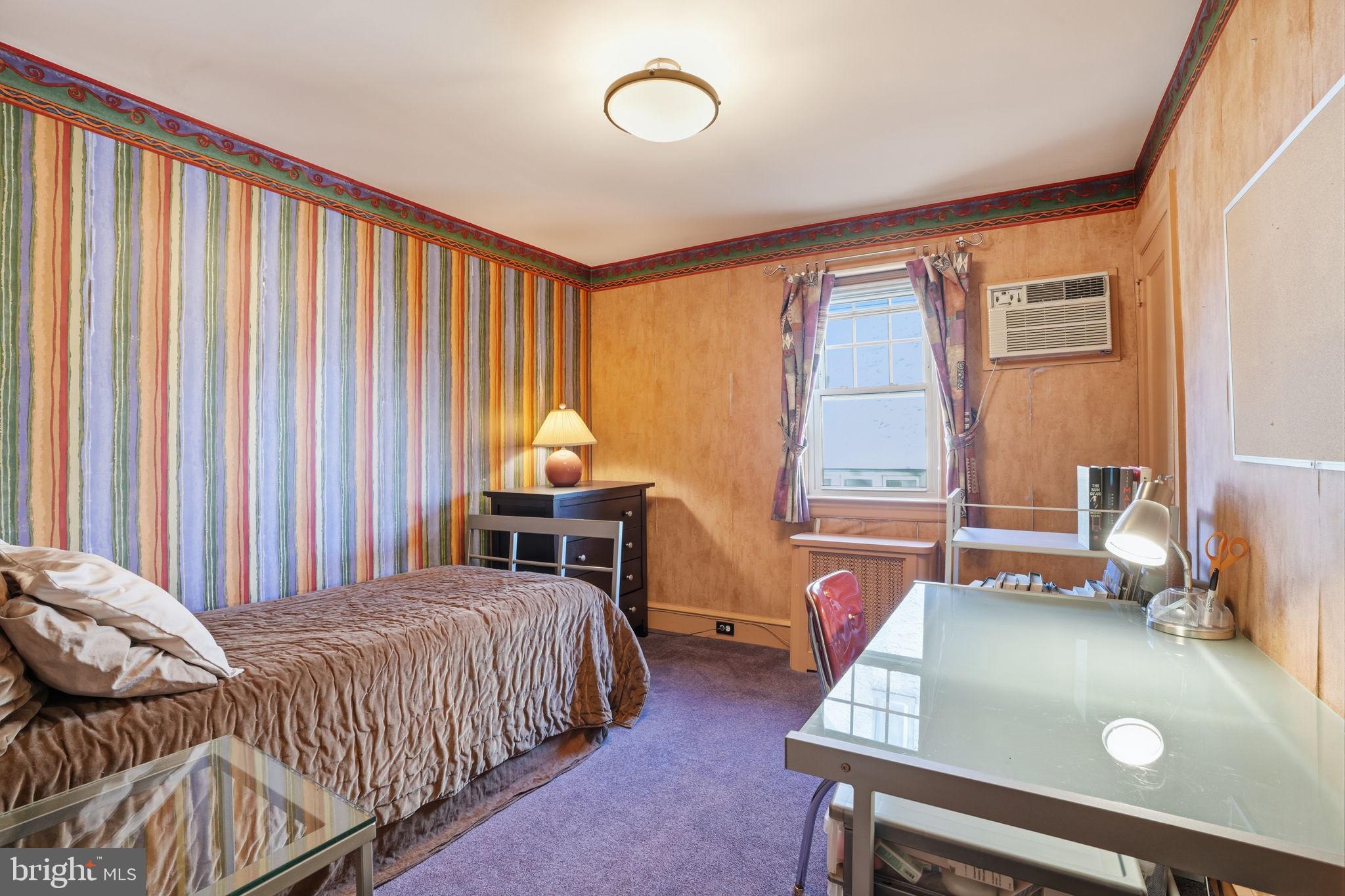 CHELTEN HILLS - Residential