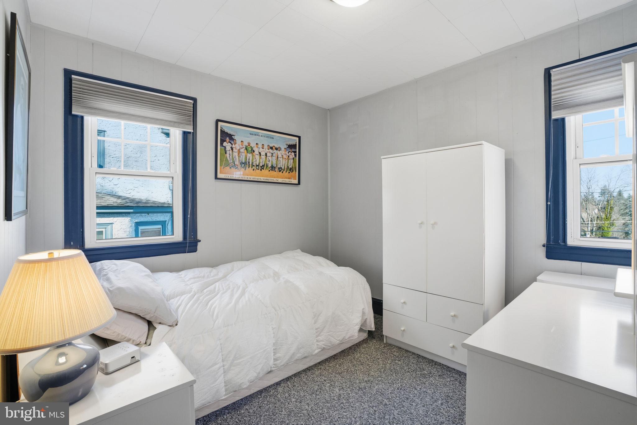 CHELTEN HILLS - Residential