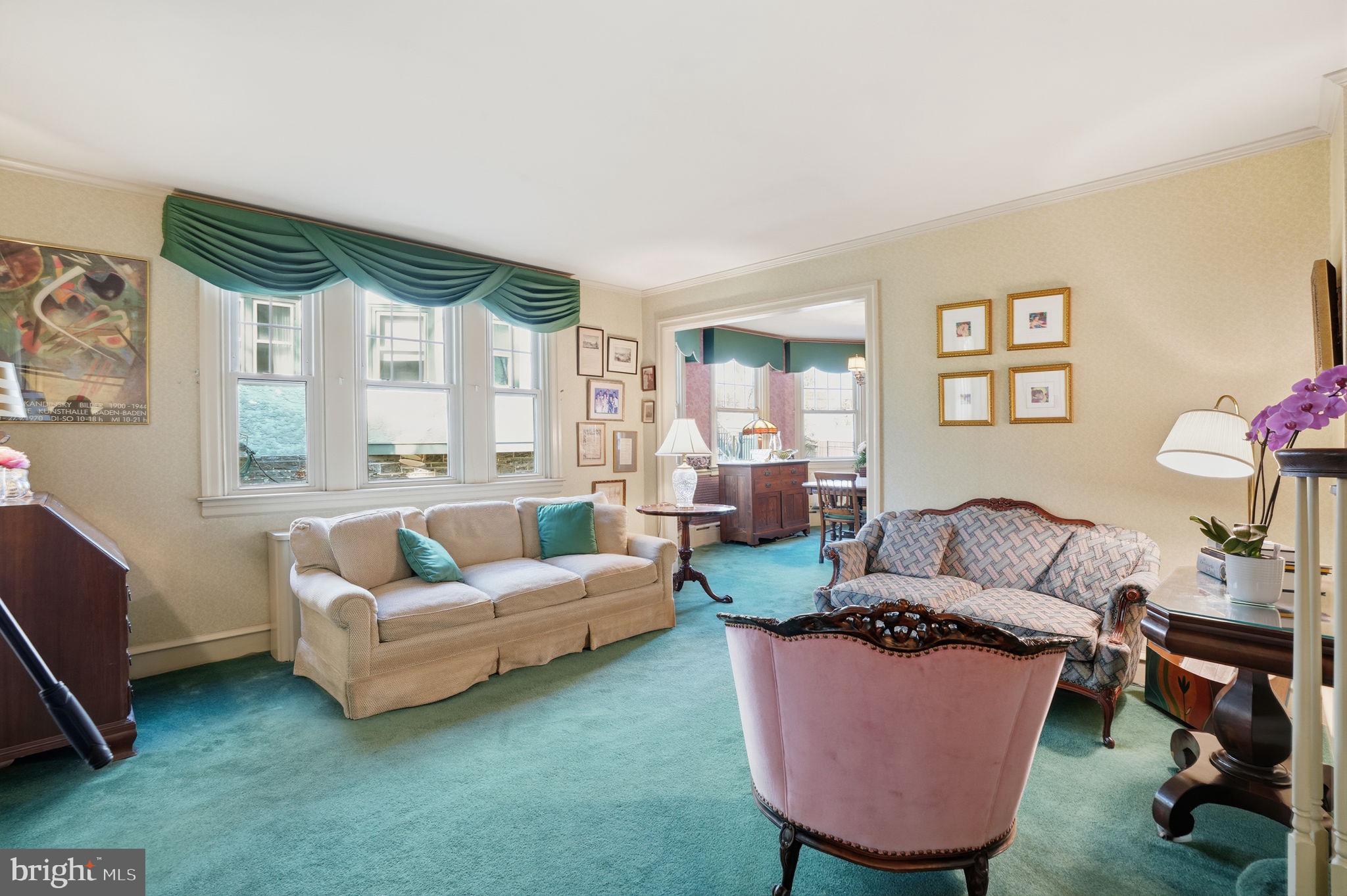 CHELTEN HILLS - Residential