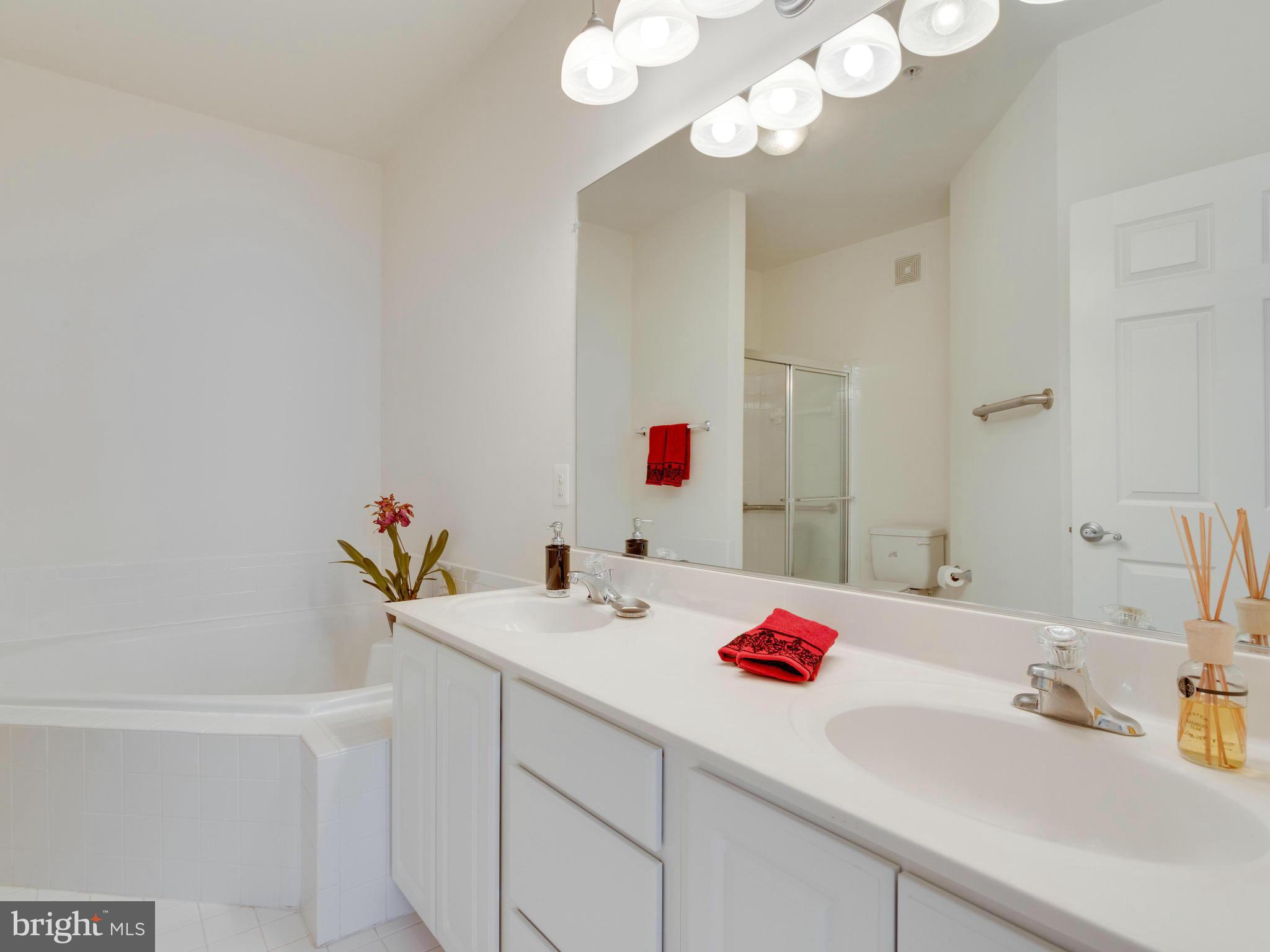 COURTS AT WESCOTT RIDGE - Residential