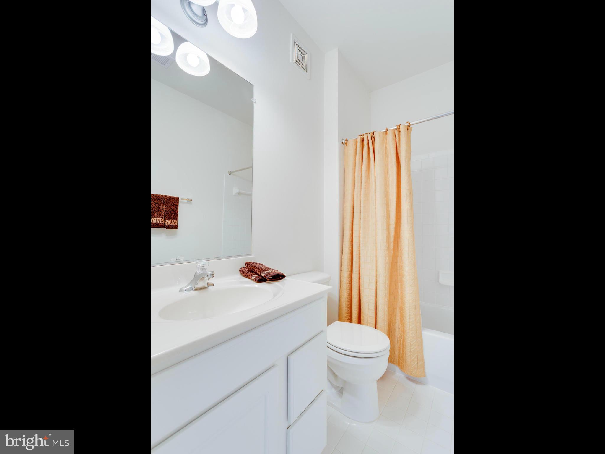 COURTS AT WESCOTT RIDGE - Residential