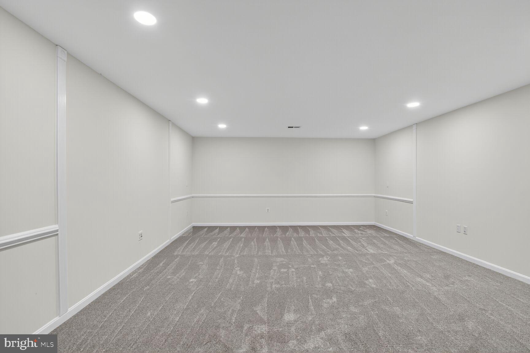 NATALIE ESTATES - Residential Lease