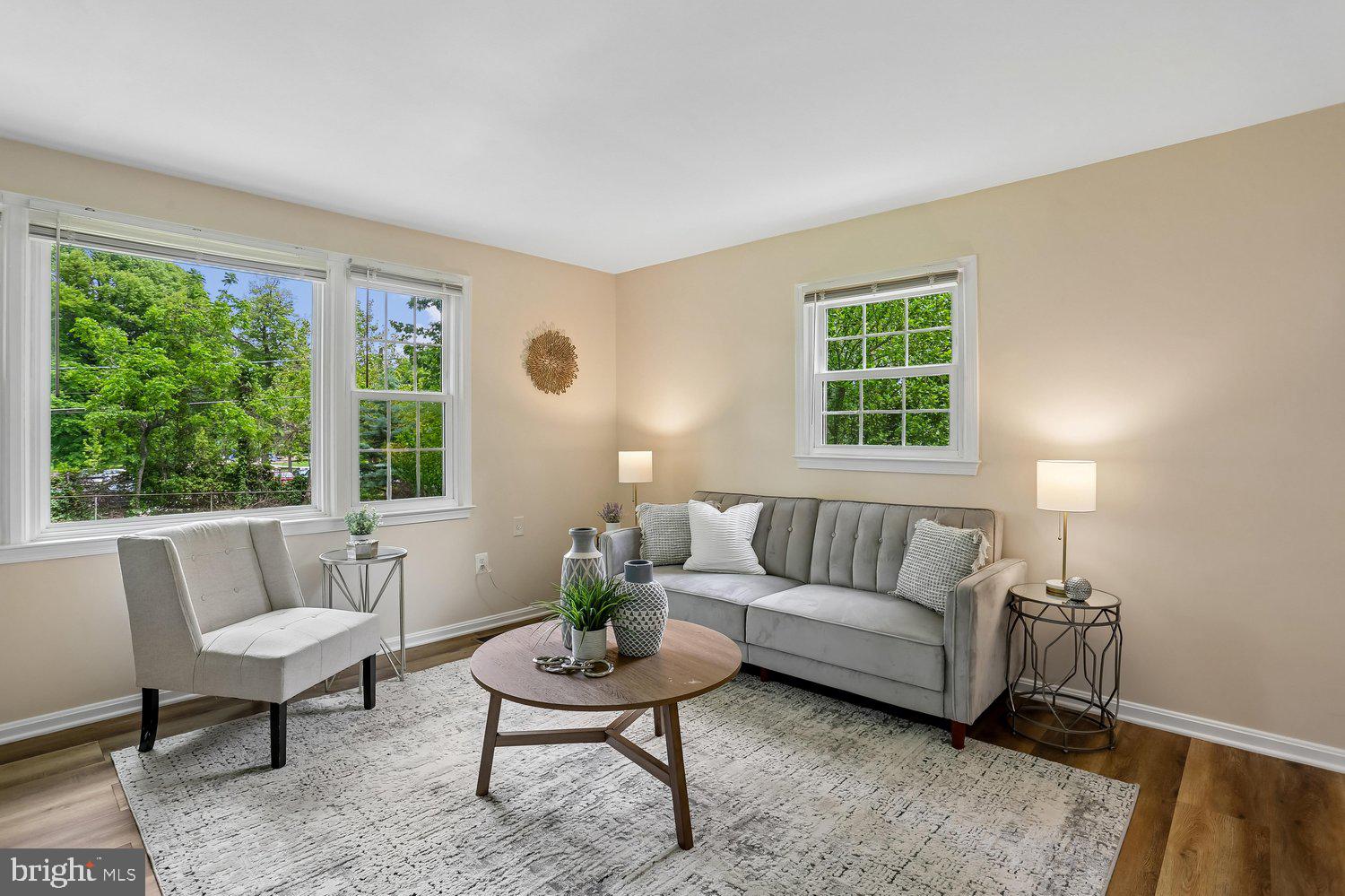 NORTH KENSINGTON - Residential