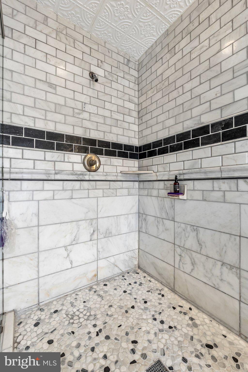 CHARLES TOWN - Residential