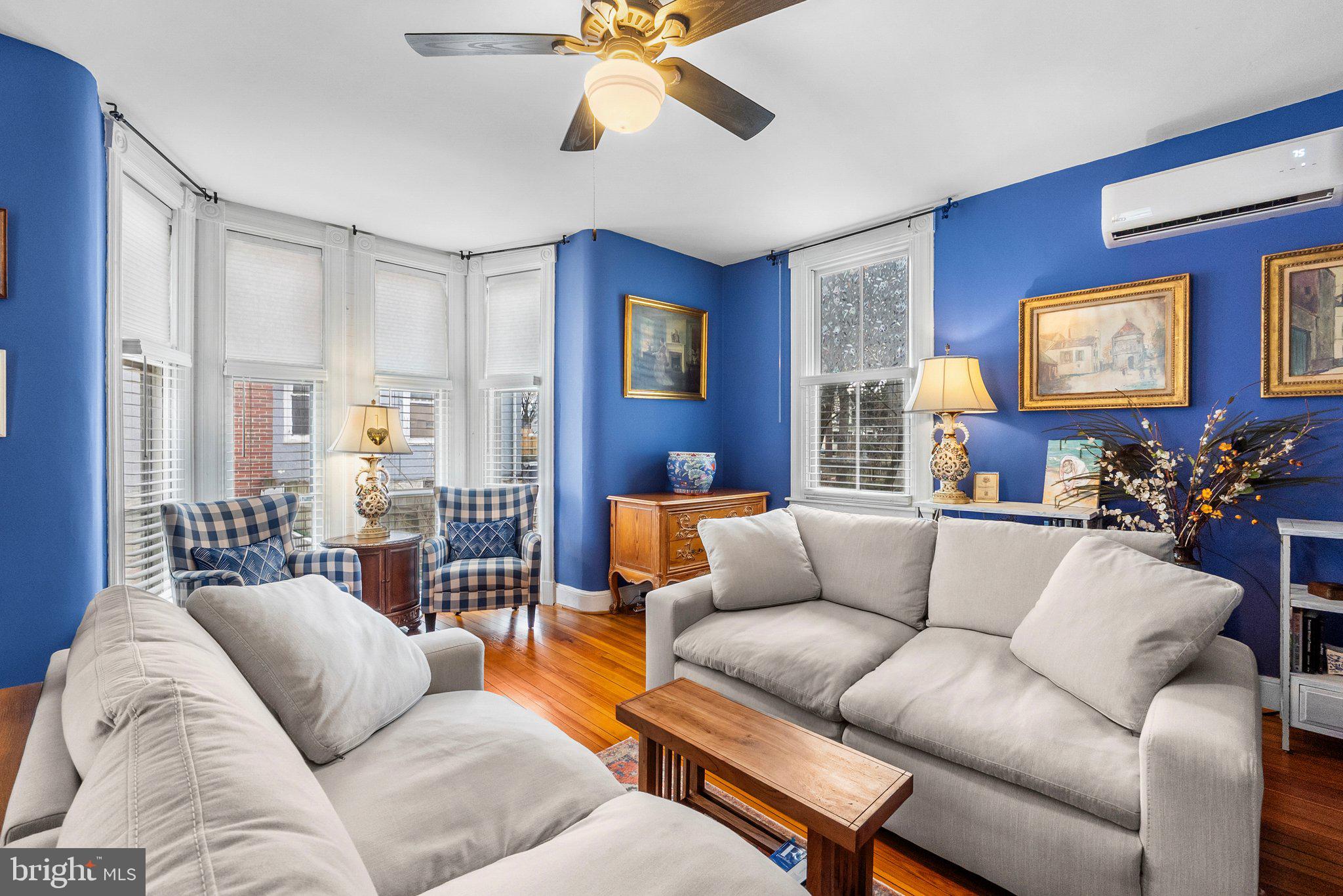 CHARLES TOWN - Residential