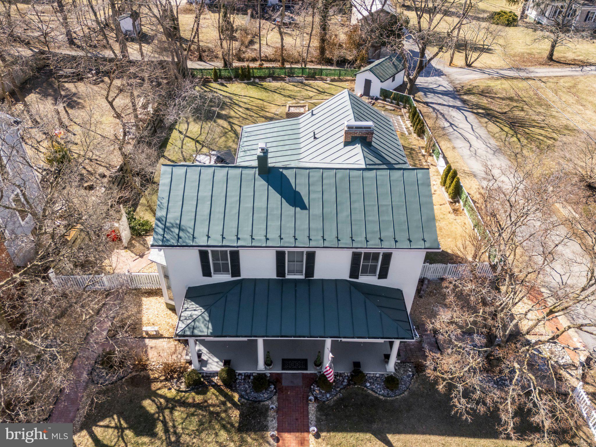 402 S SAMUEL STREET