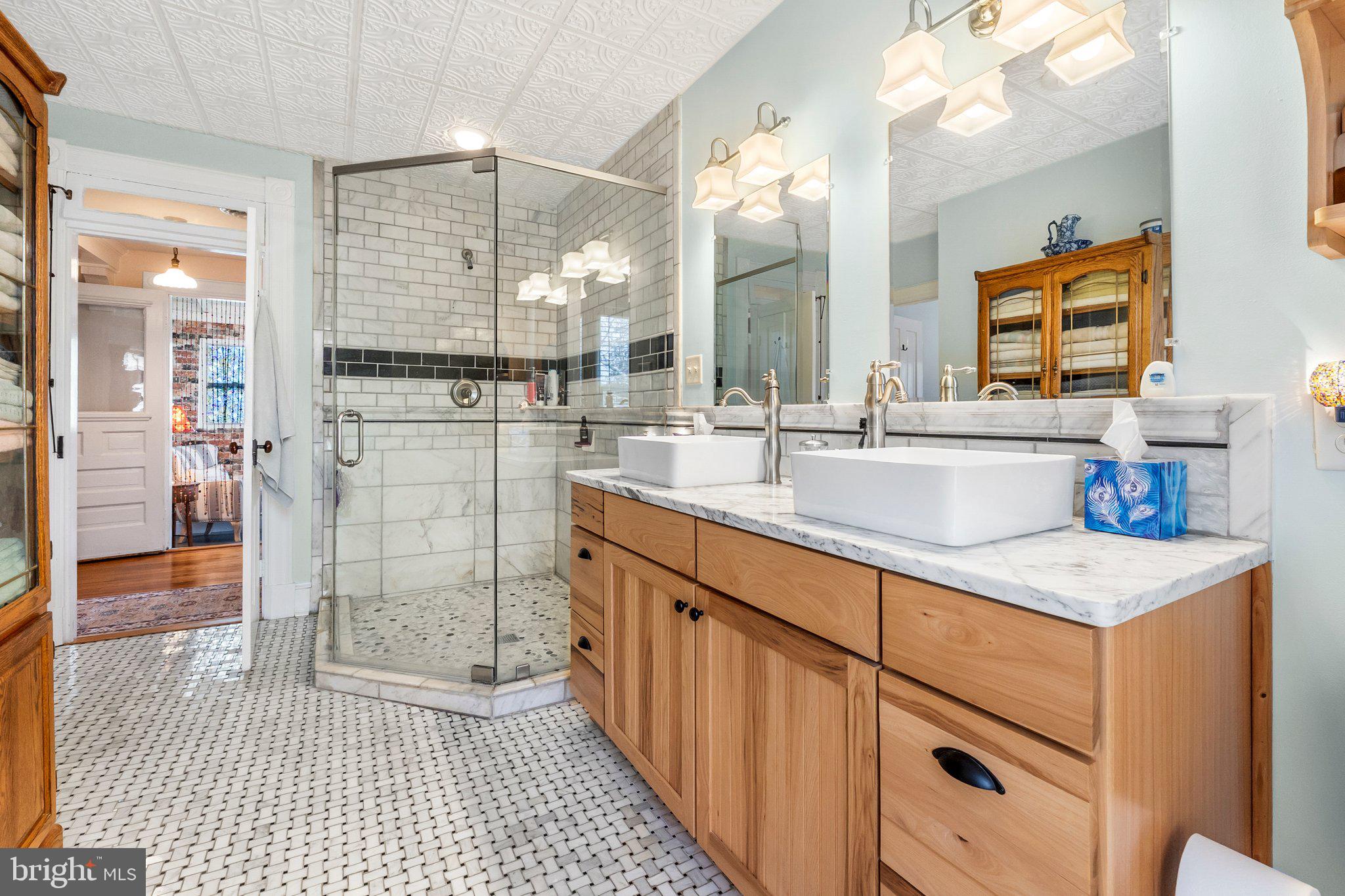 CHARLES TOWN - Residential