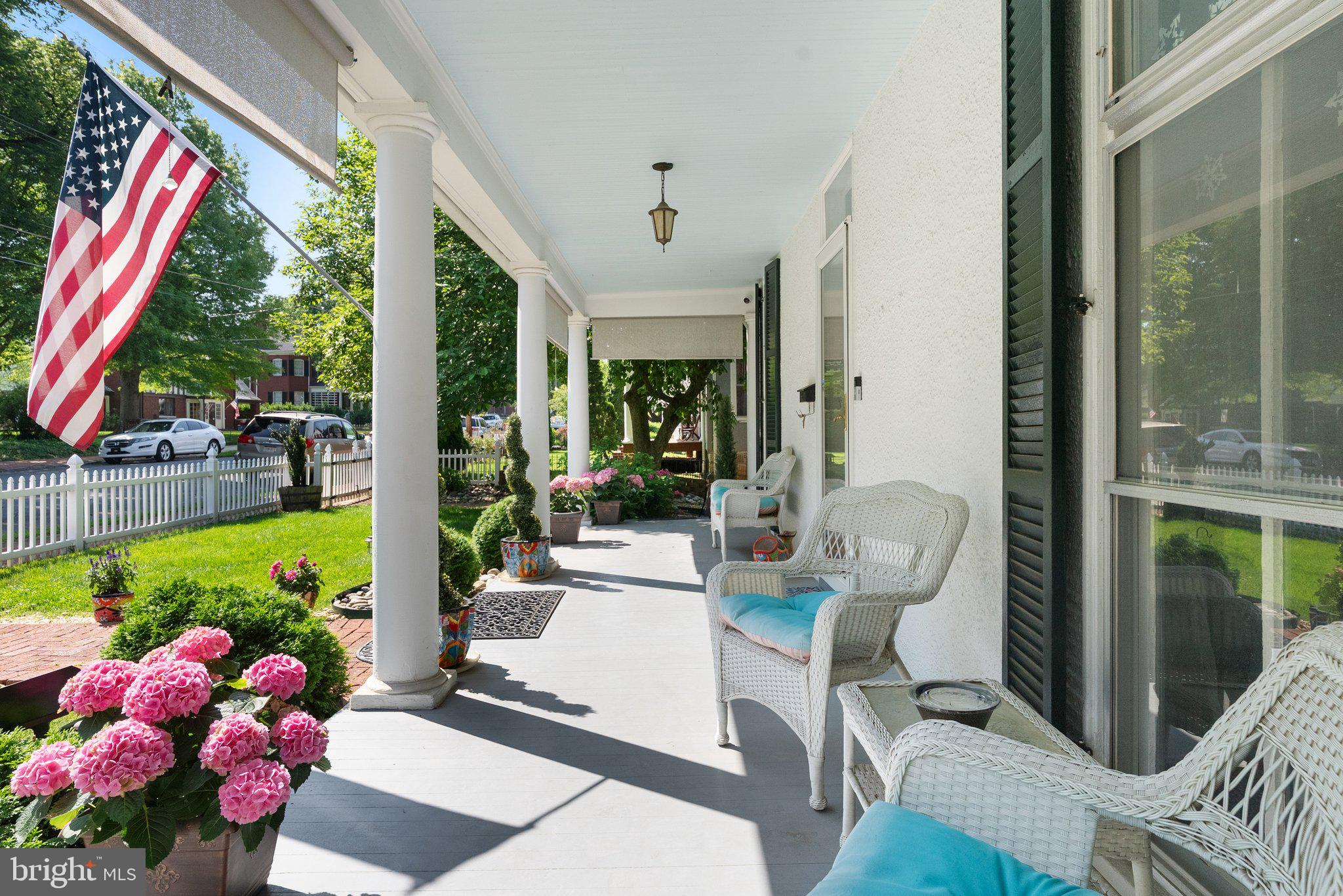 CHARLES TOWN - Residential