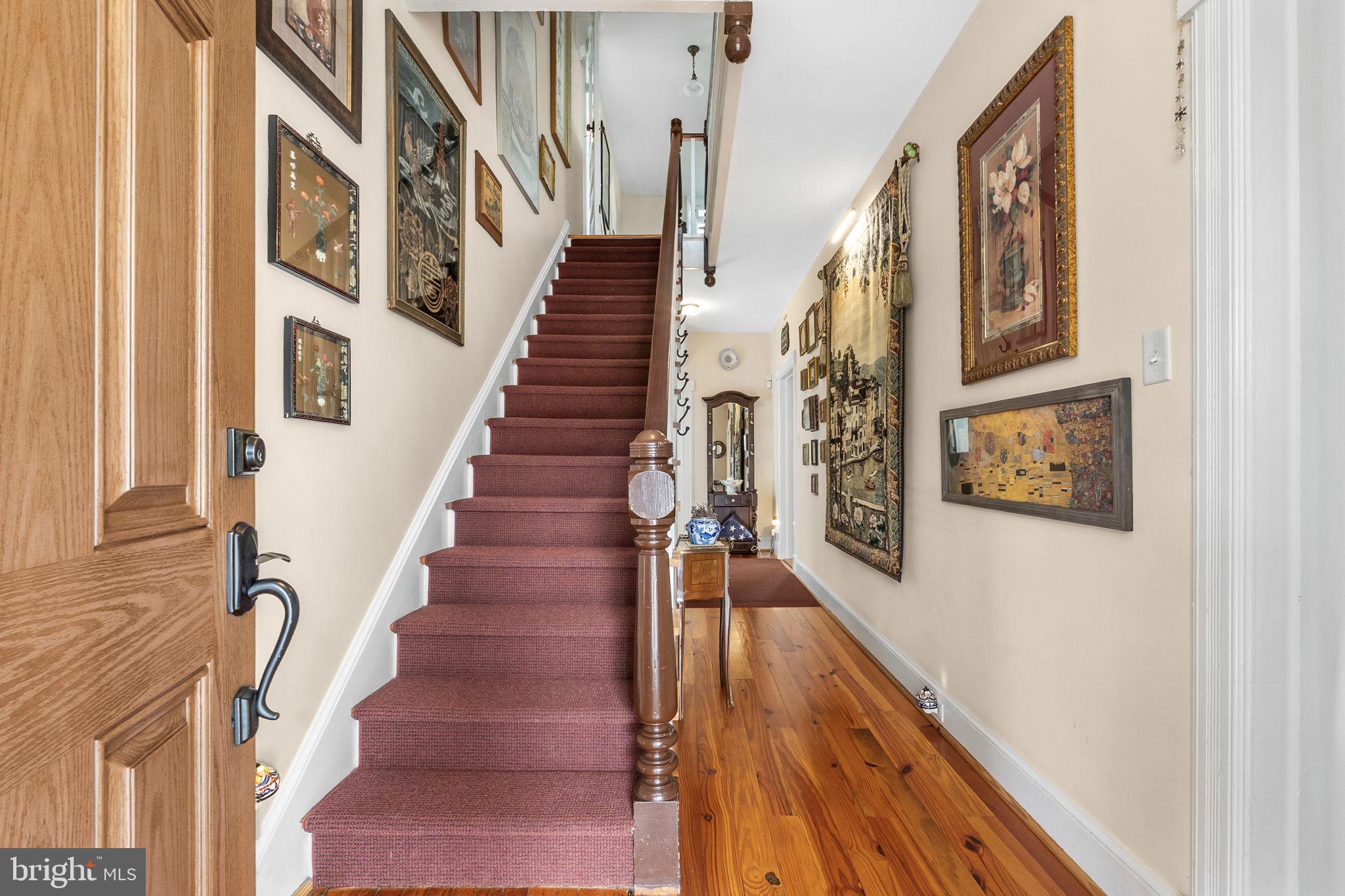 CHARLES TOWN - Residential