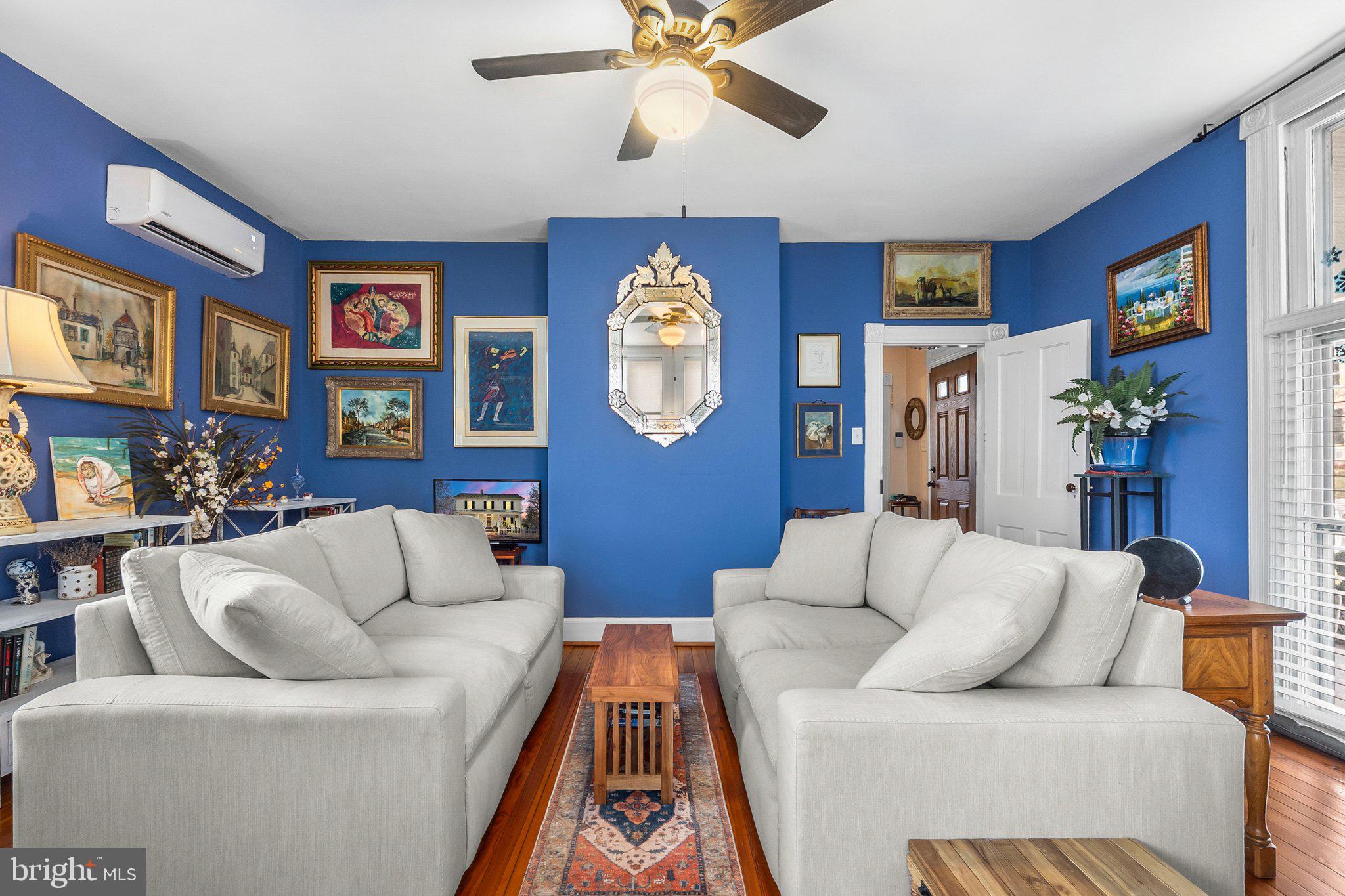 CHARLES TOWN - Residential