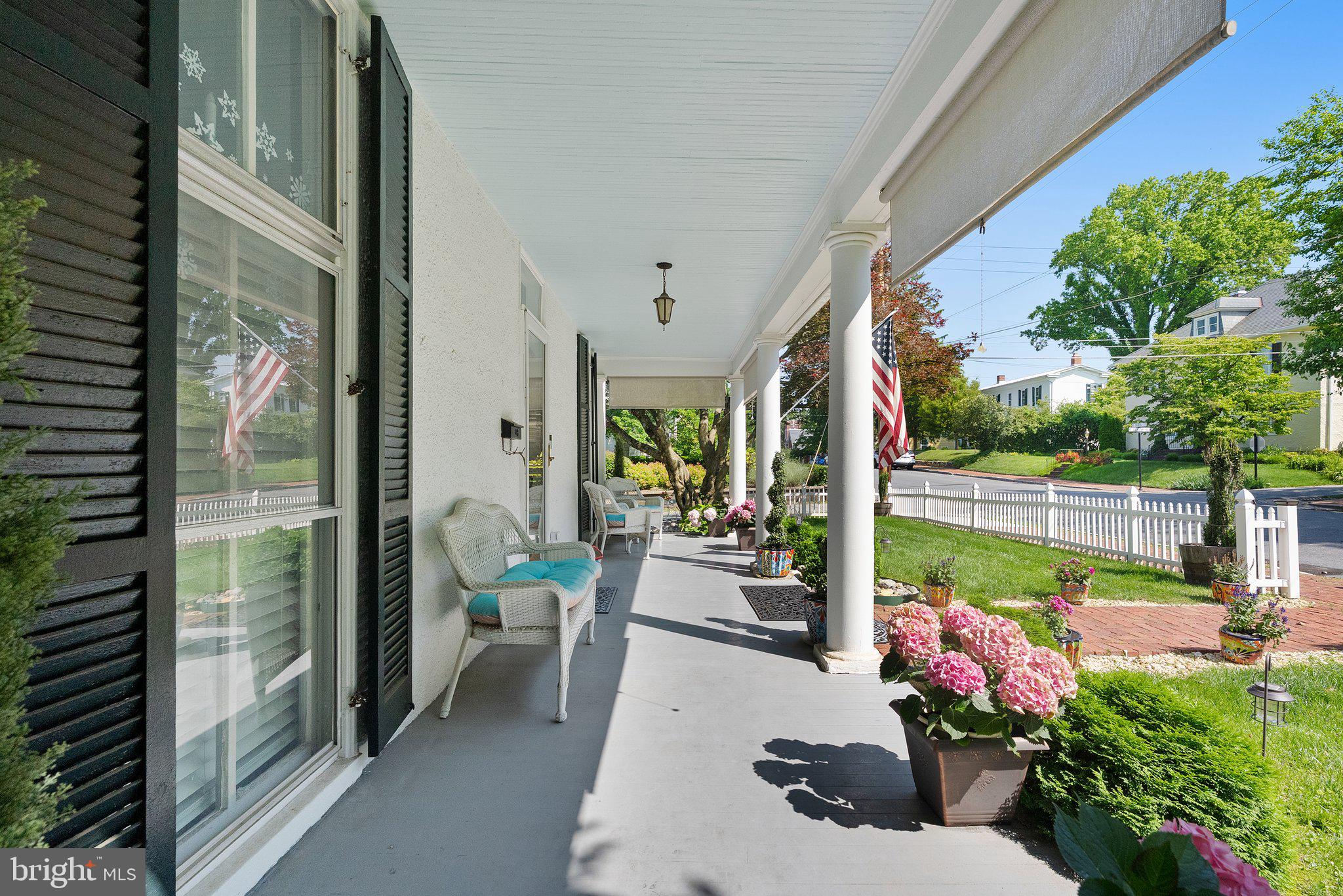 CHARLES TOWN - Residential