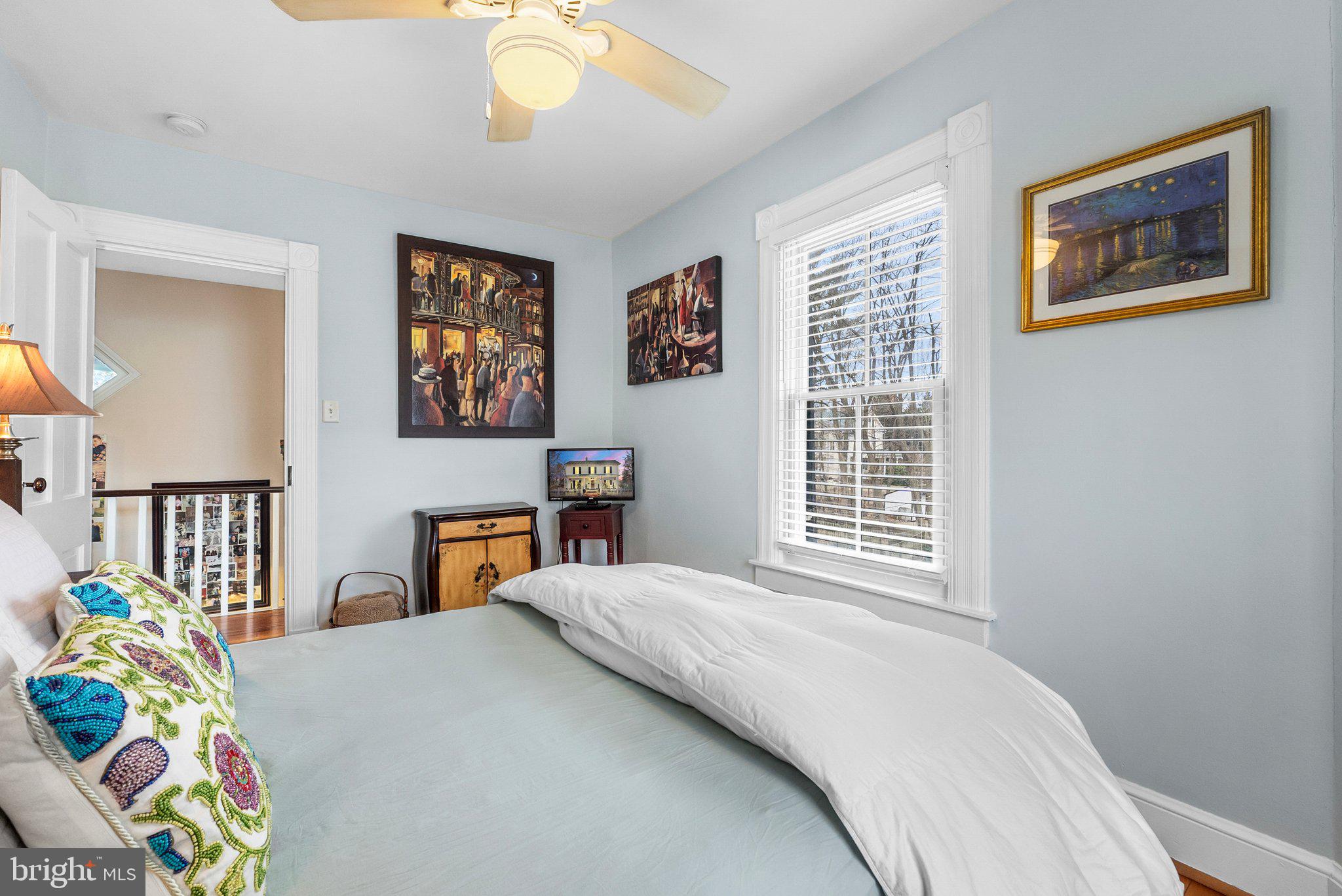 CHARLES TOWN - Residential